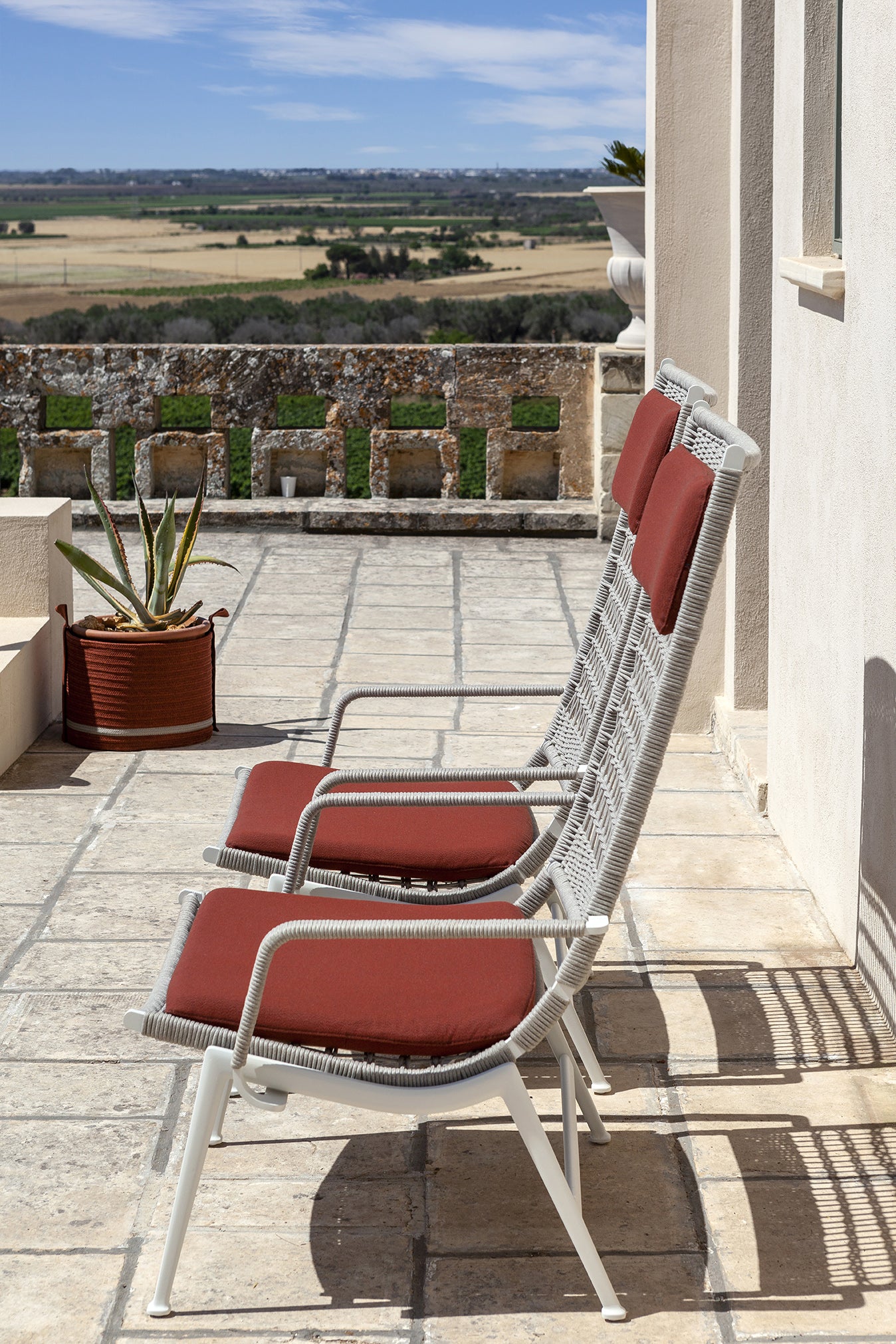 Solaria High Armchair