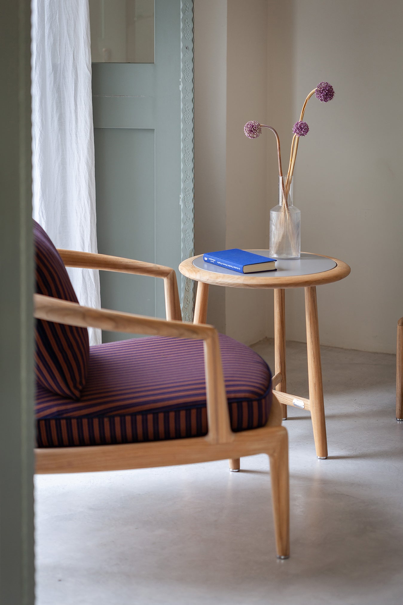poltrona frau the secret garden small table