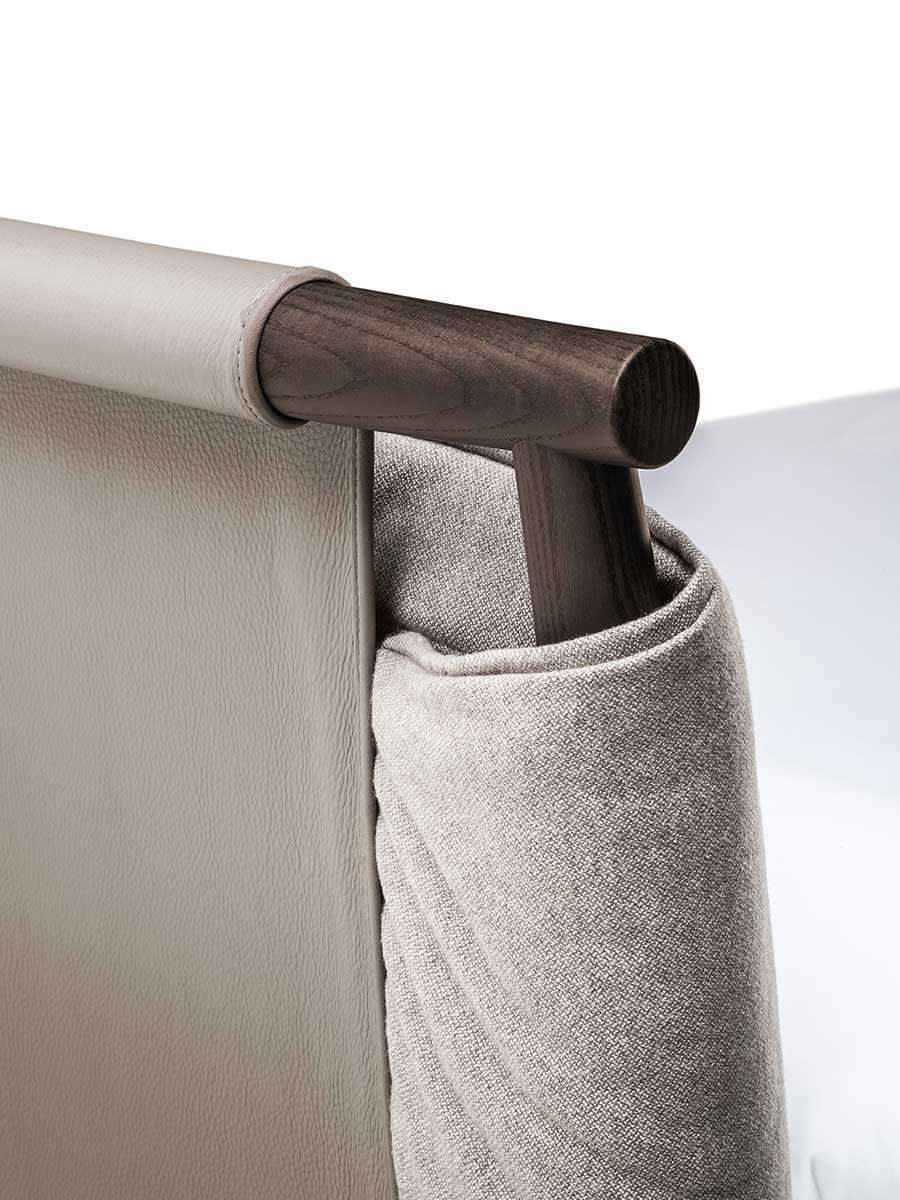 poltrona frau times bed