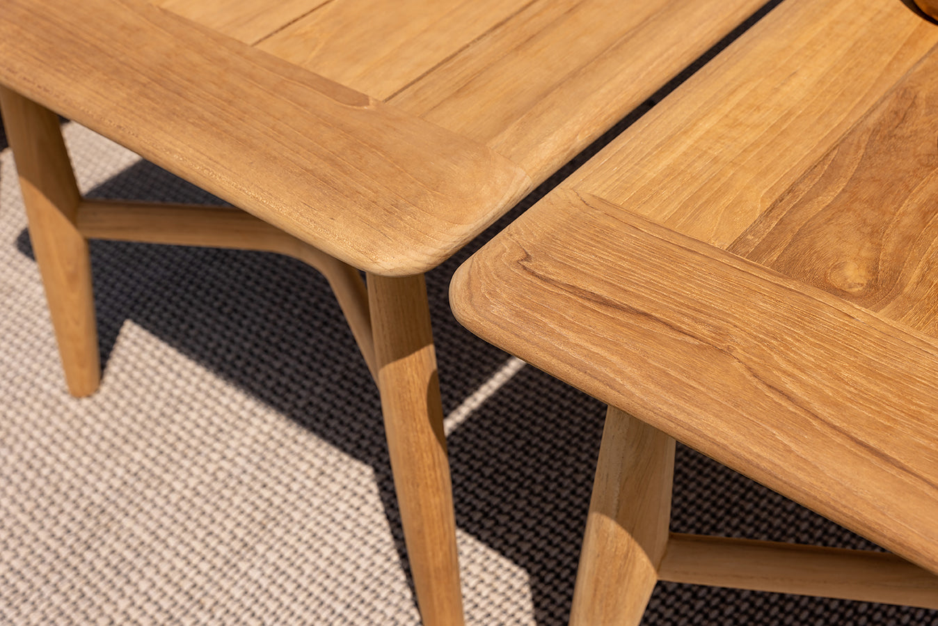 The Secret Garden Table - 180X80Cm H63Cm