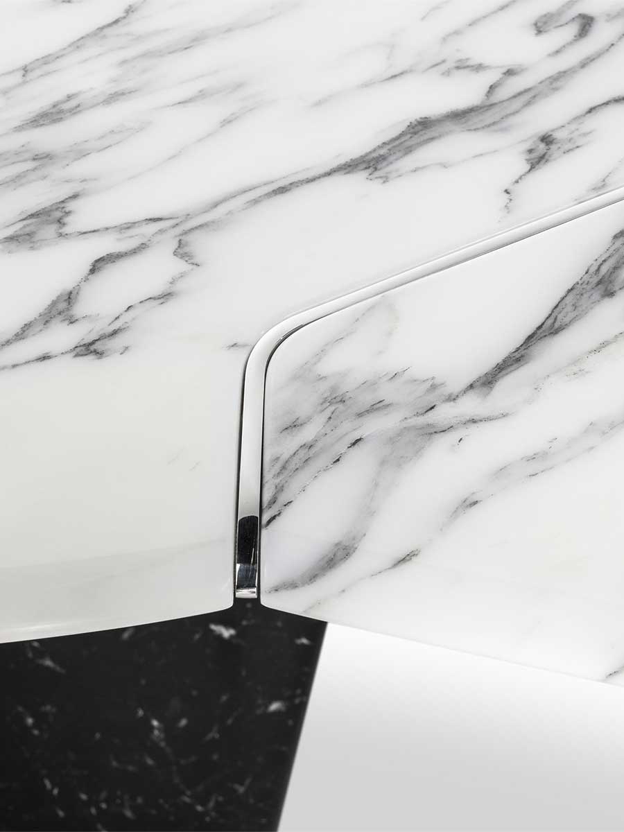 poltrona frau infinitamente table