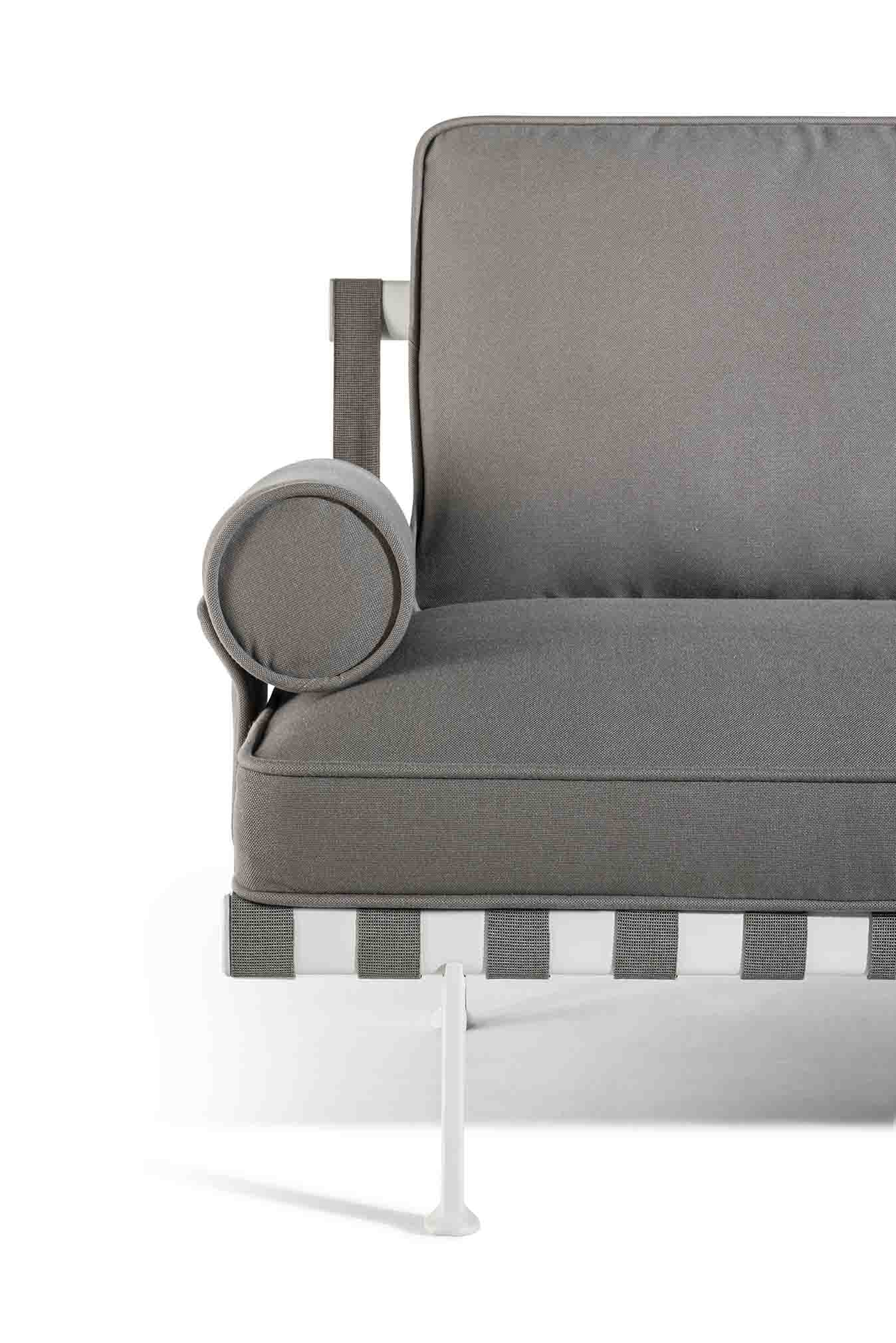 poltrona frau souvenir italie sofa