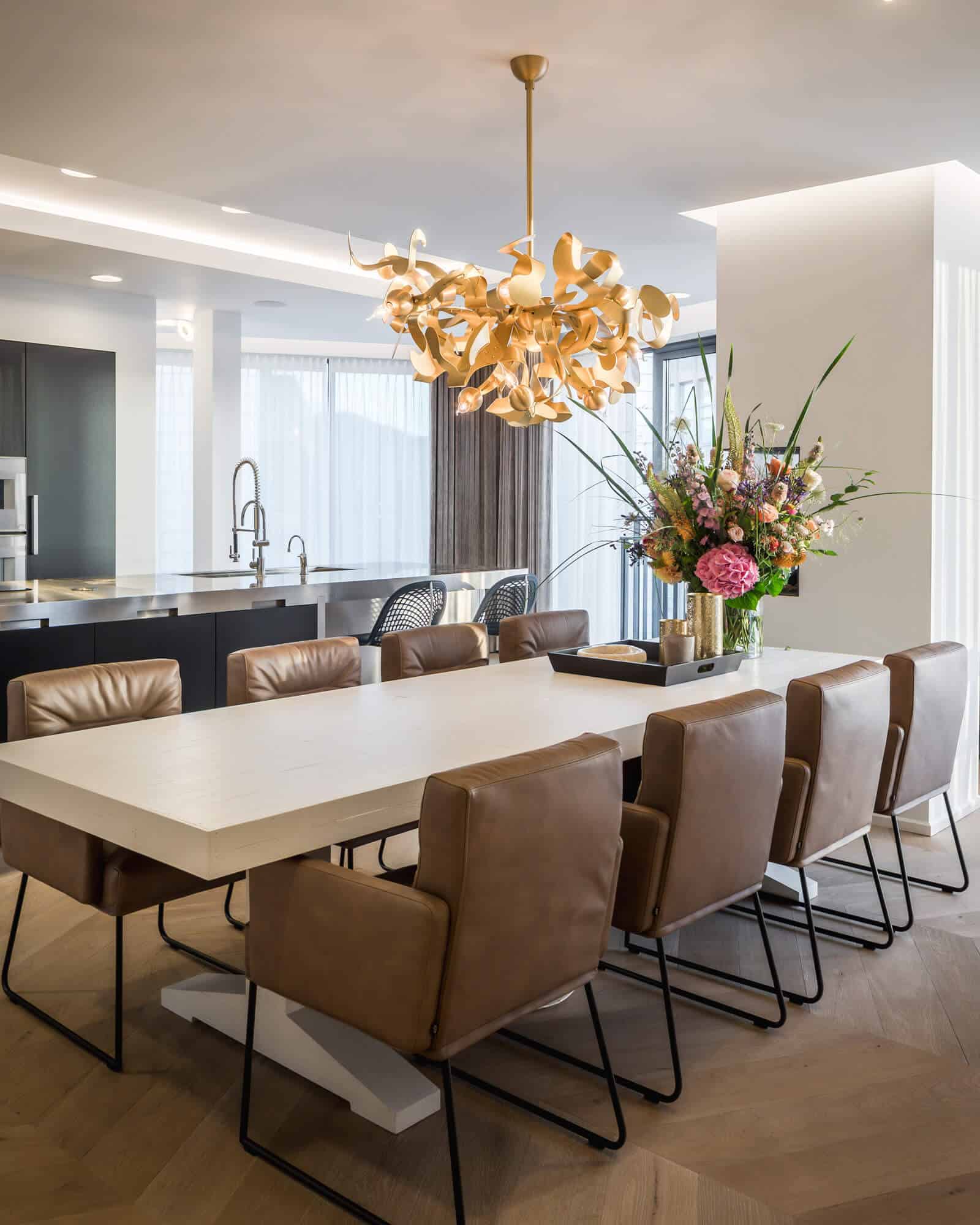 Kelp Chandelier Oval