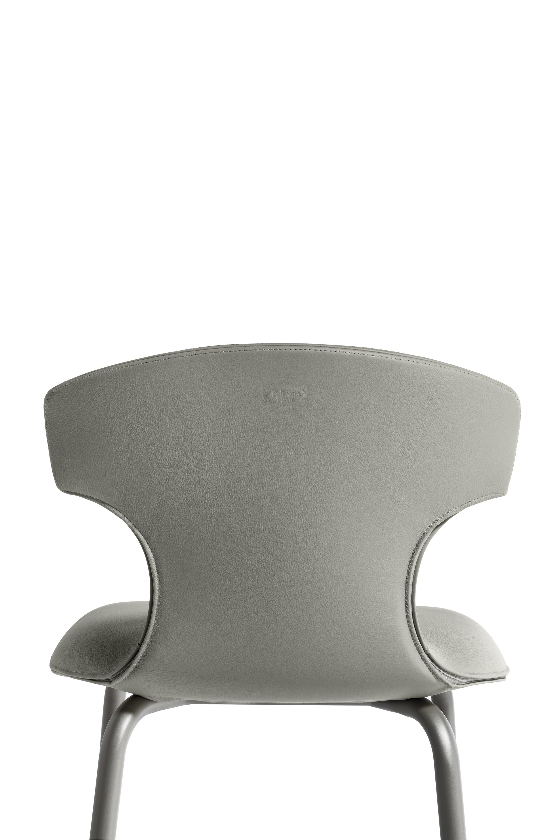 Montera Mas Stool With Metal Base