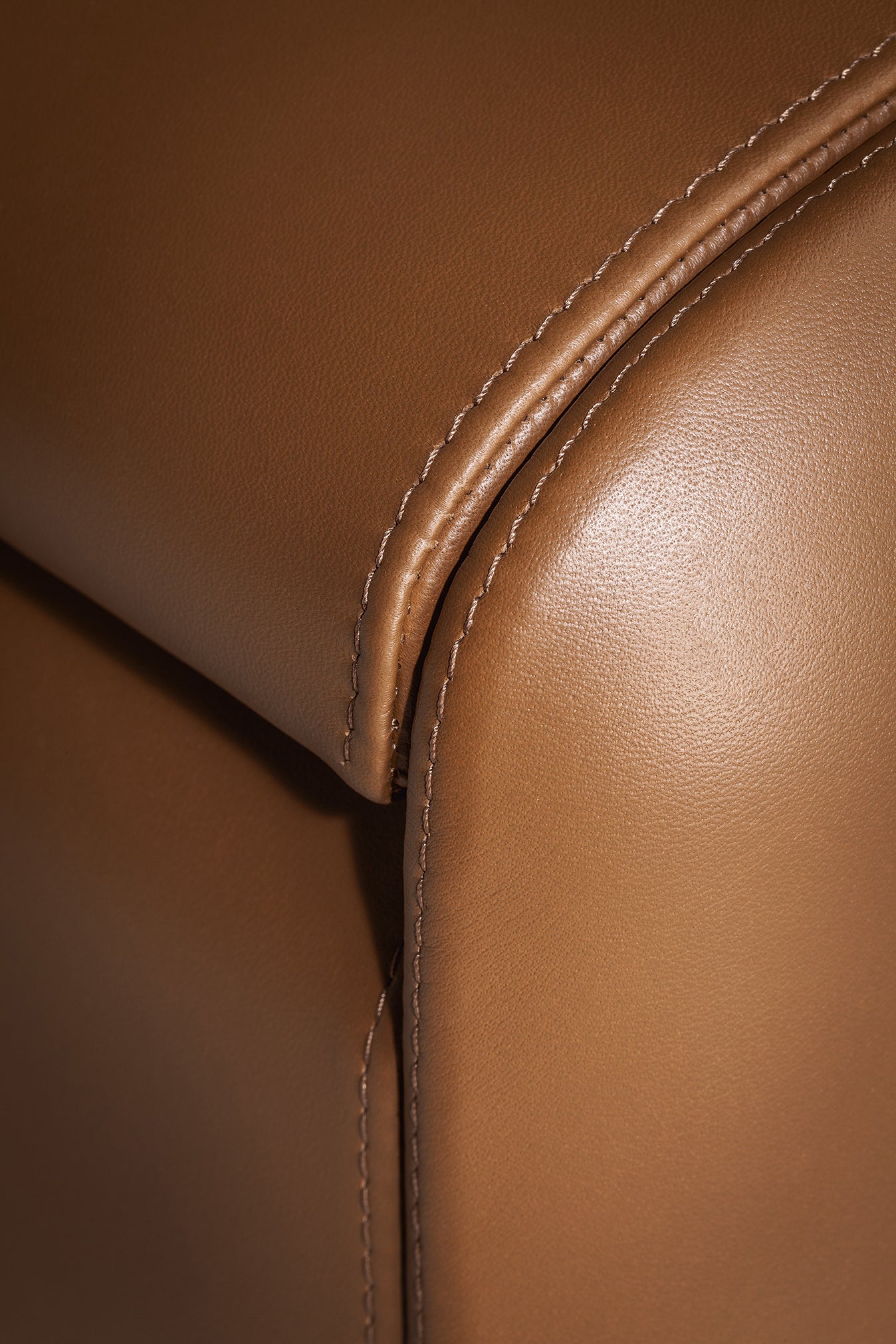 Vanity Fair XC Ottoman