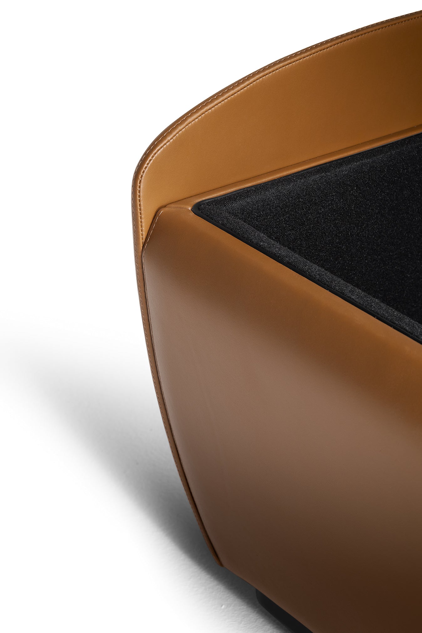 poltrona frau vanity fair xc ottoman