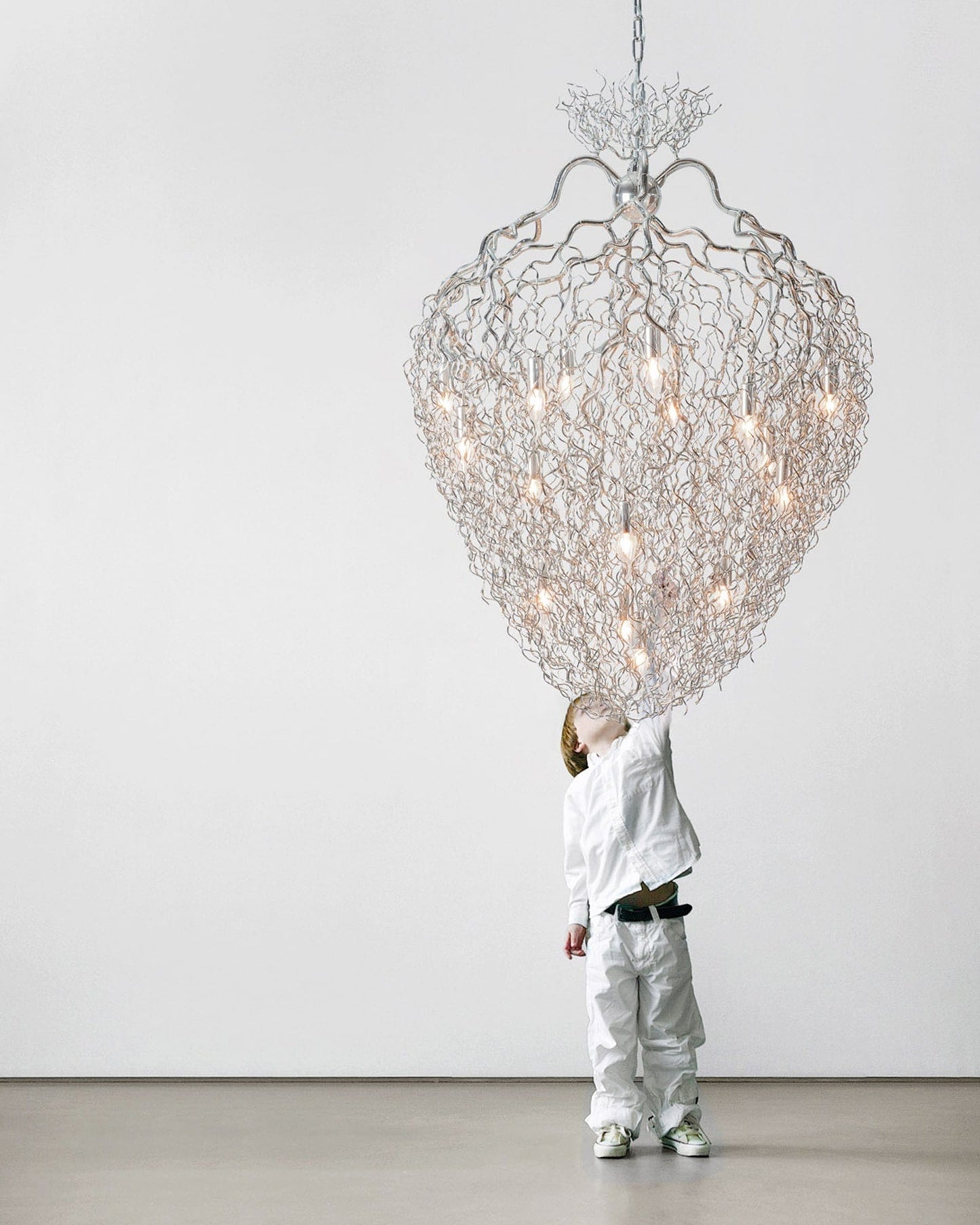 Hollywood Chandelier Conical