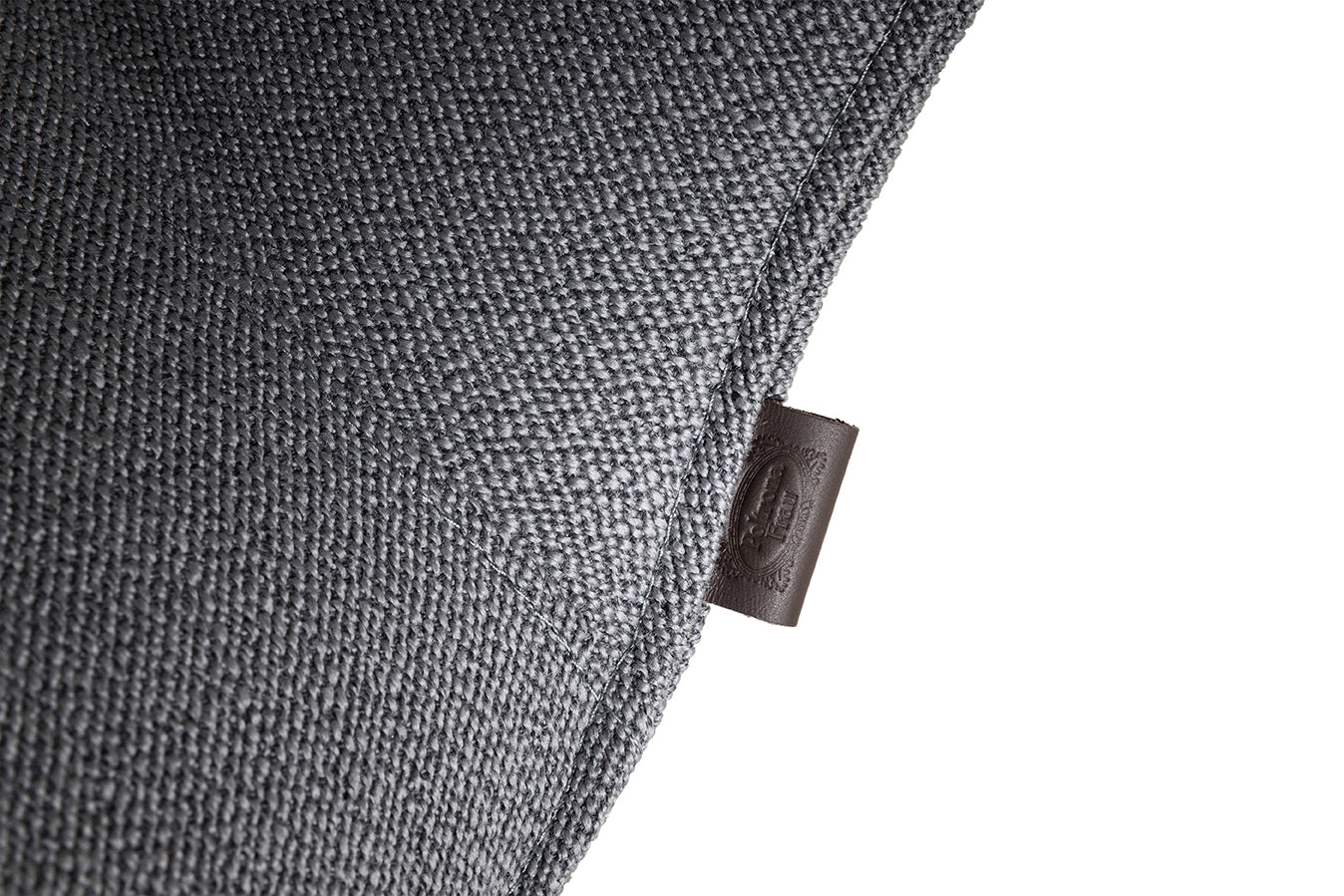 poltrona frau montera mas chair