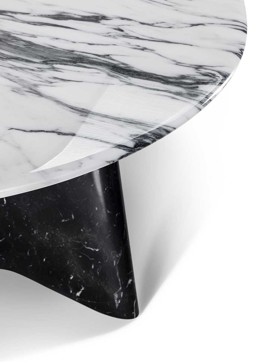 poltrona frau infinitamente table