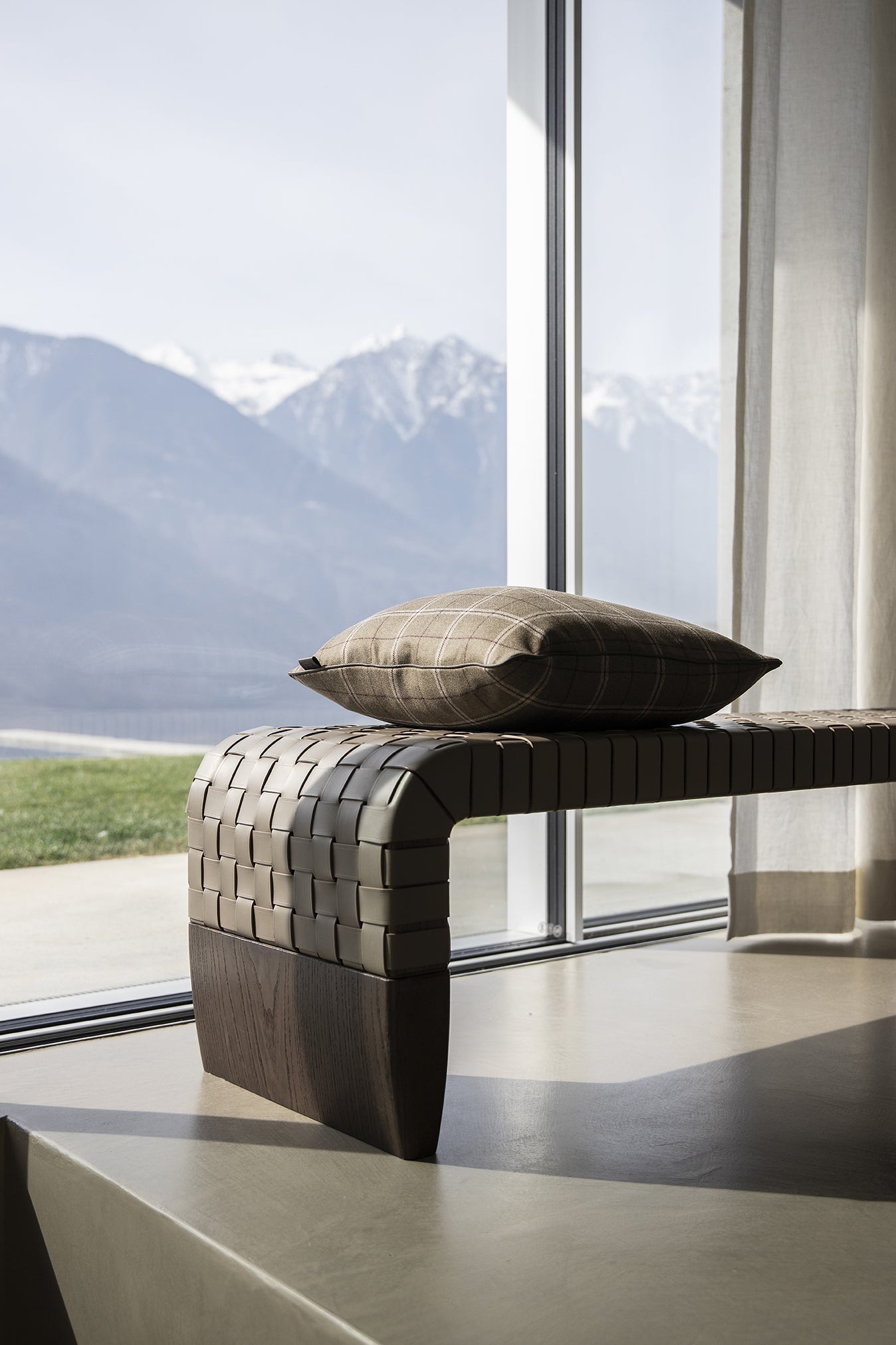 poltrona frau loro piana decorative cushions
