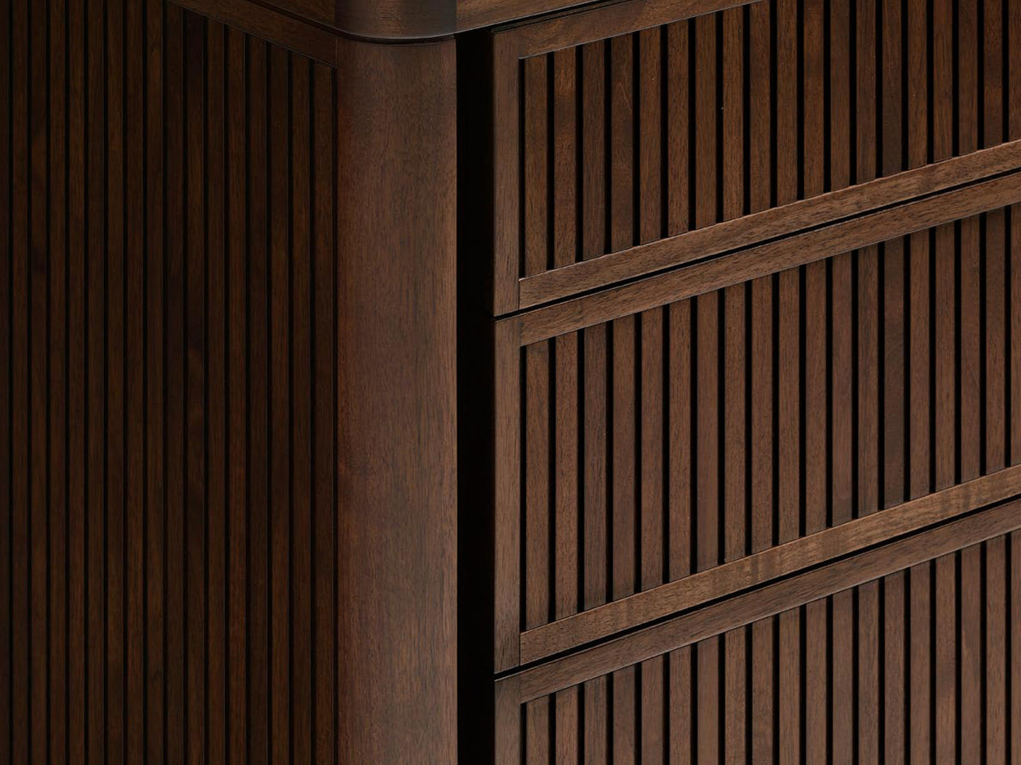 Full Chest of Drawers