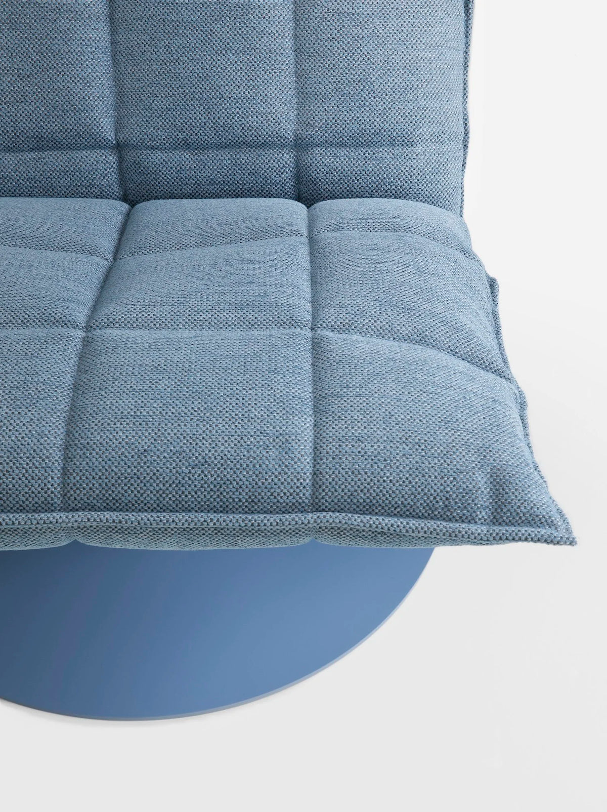 Wide Swivel k chair with star base