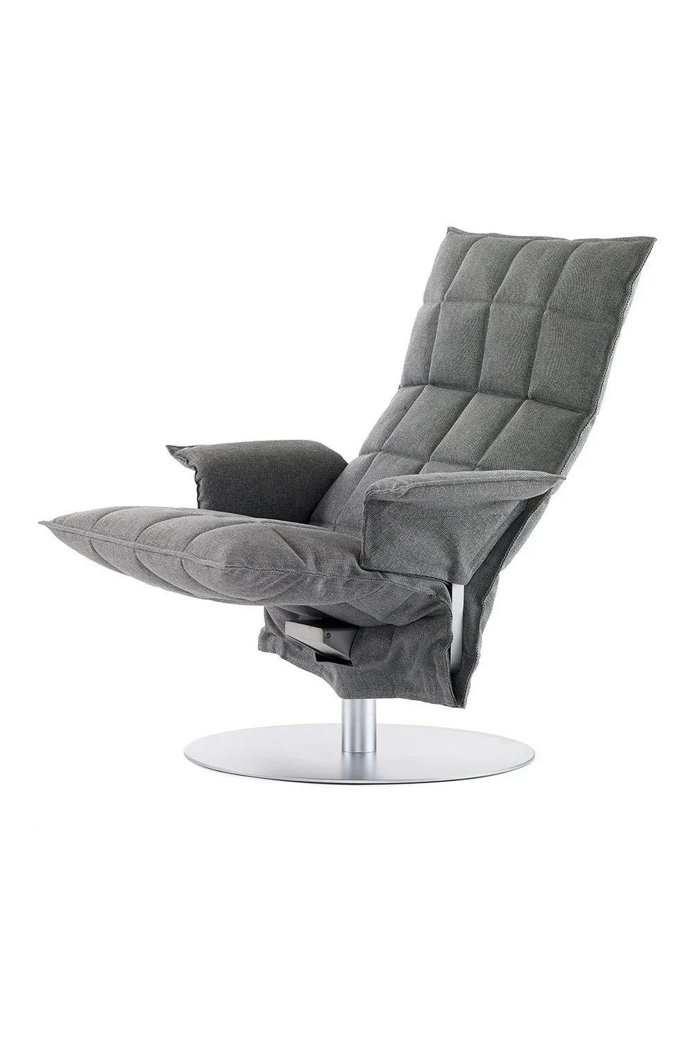 Wide Swivel k chair with plate base