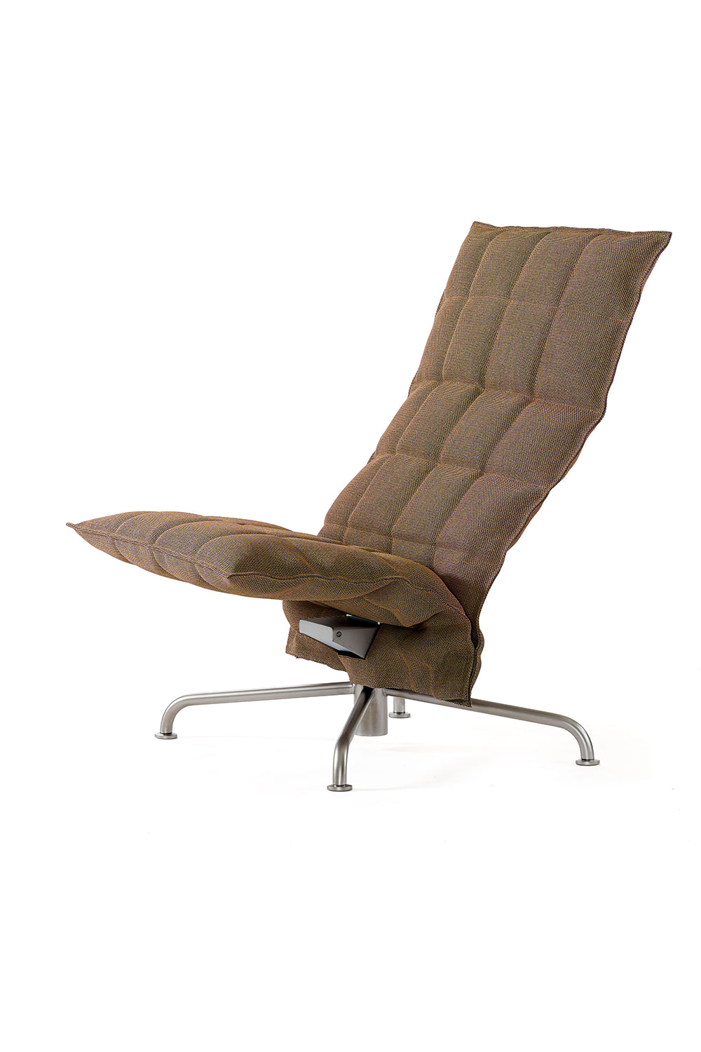 Wide Swivel k chair with plate base