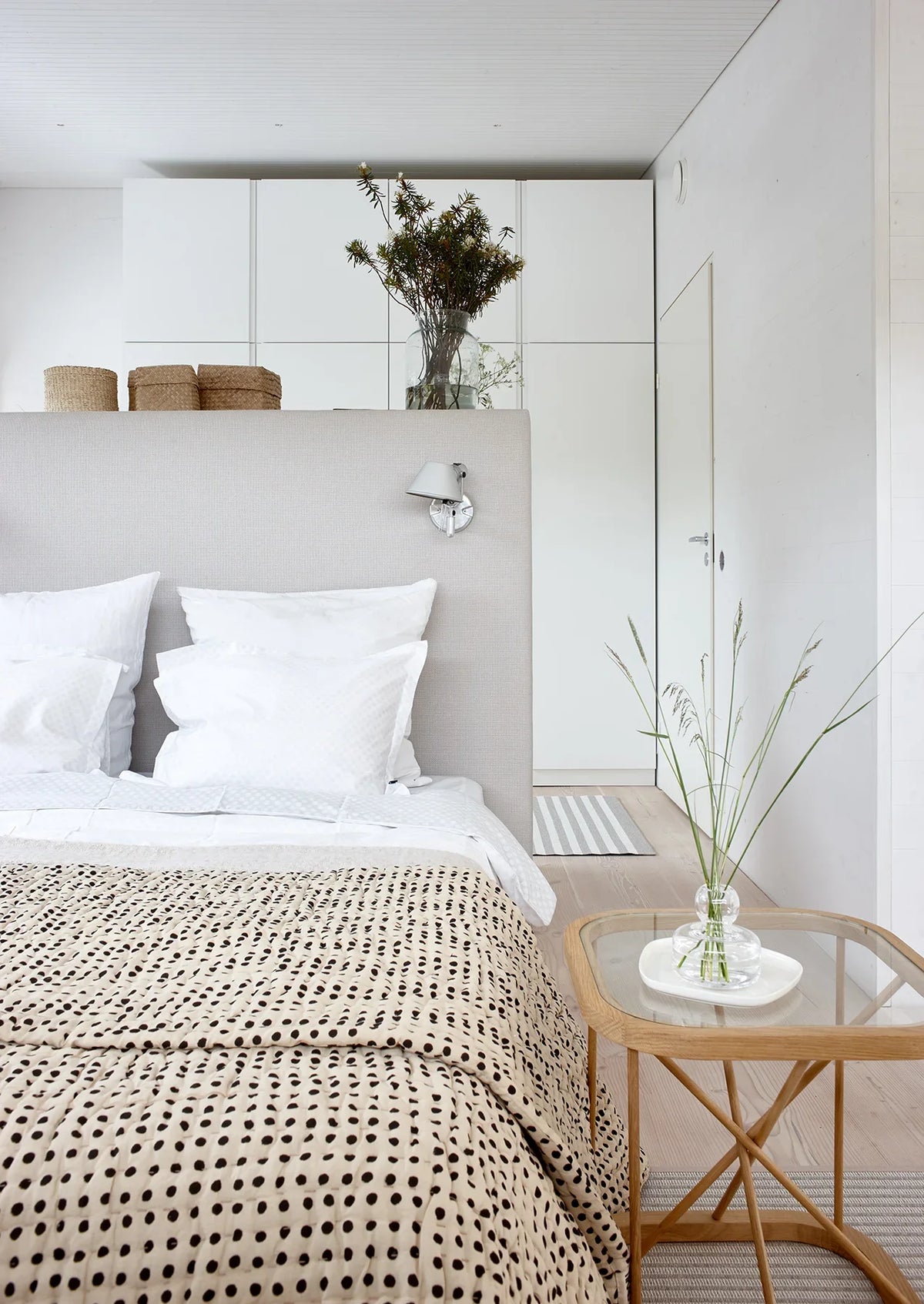Bed headboards