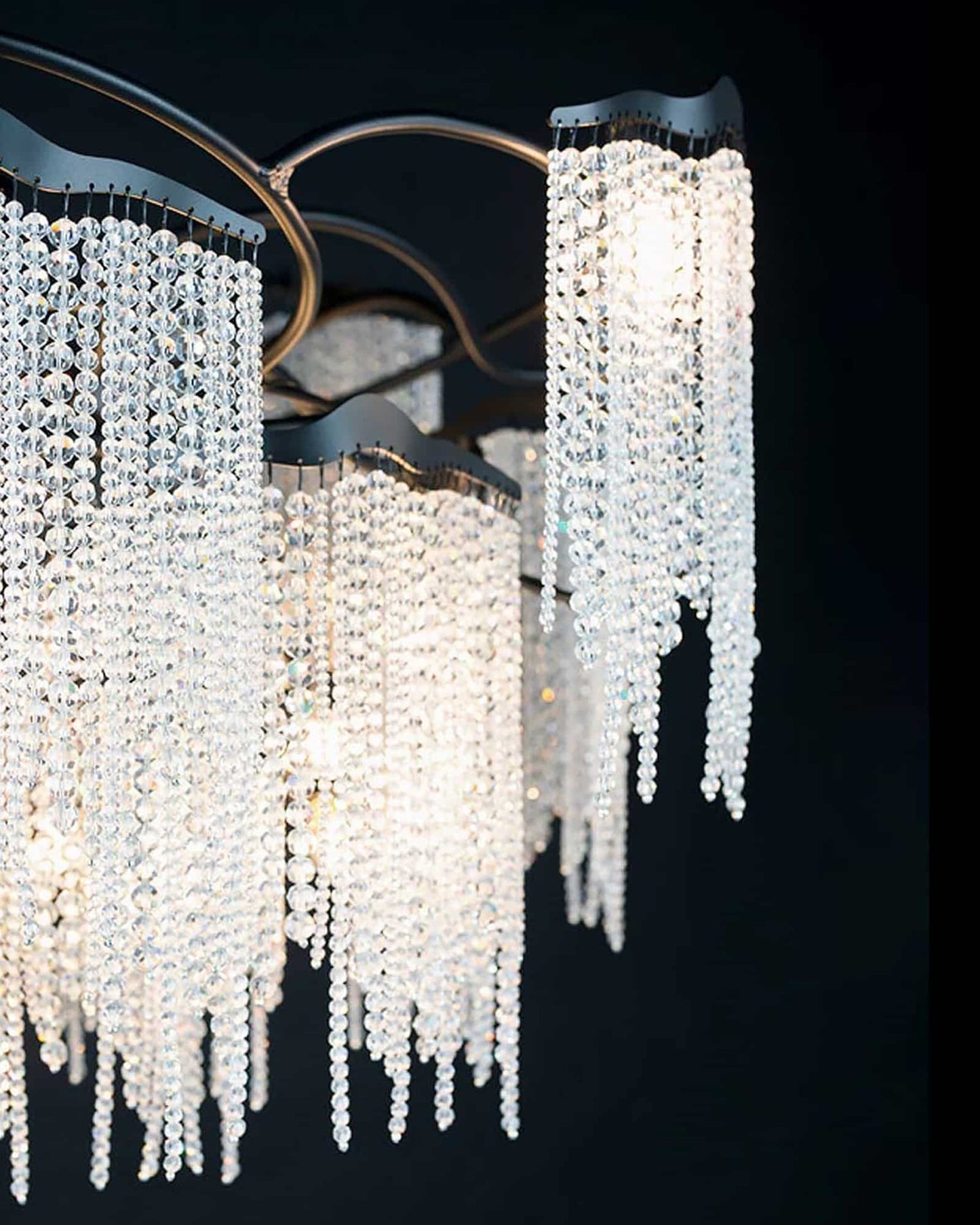 Victoria Chandelier Round