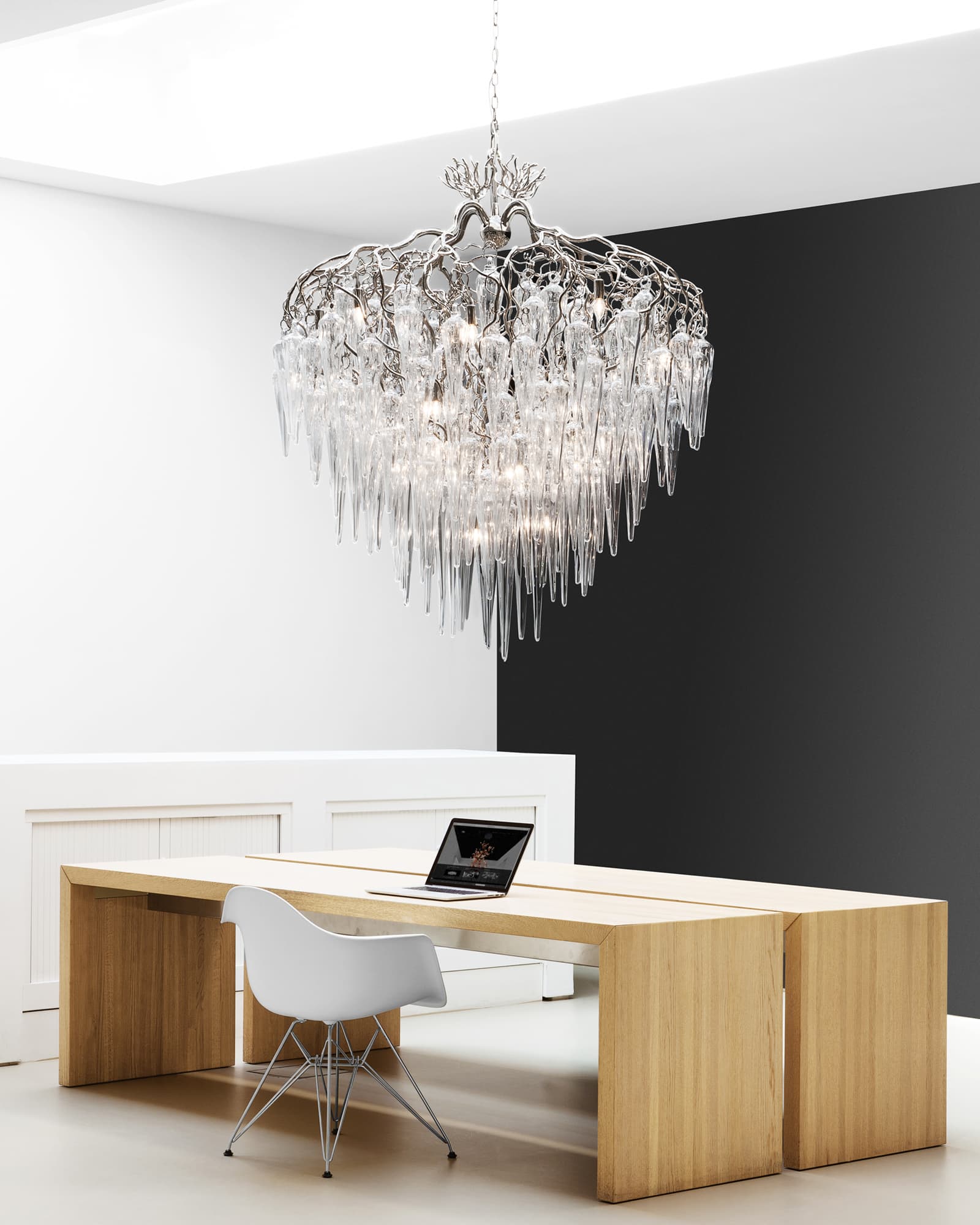 Hollywood Glass Chandelier Conical