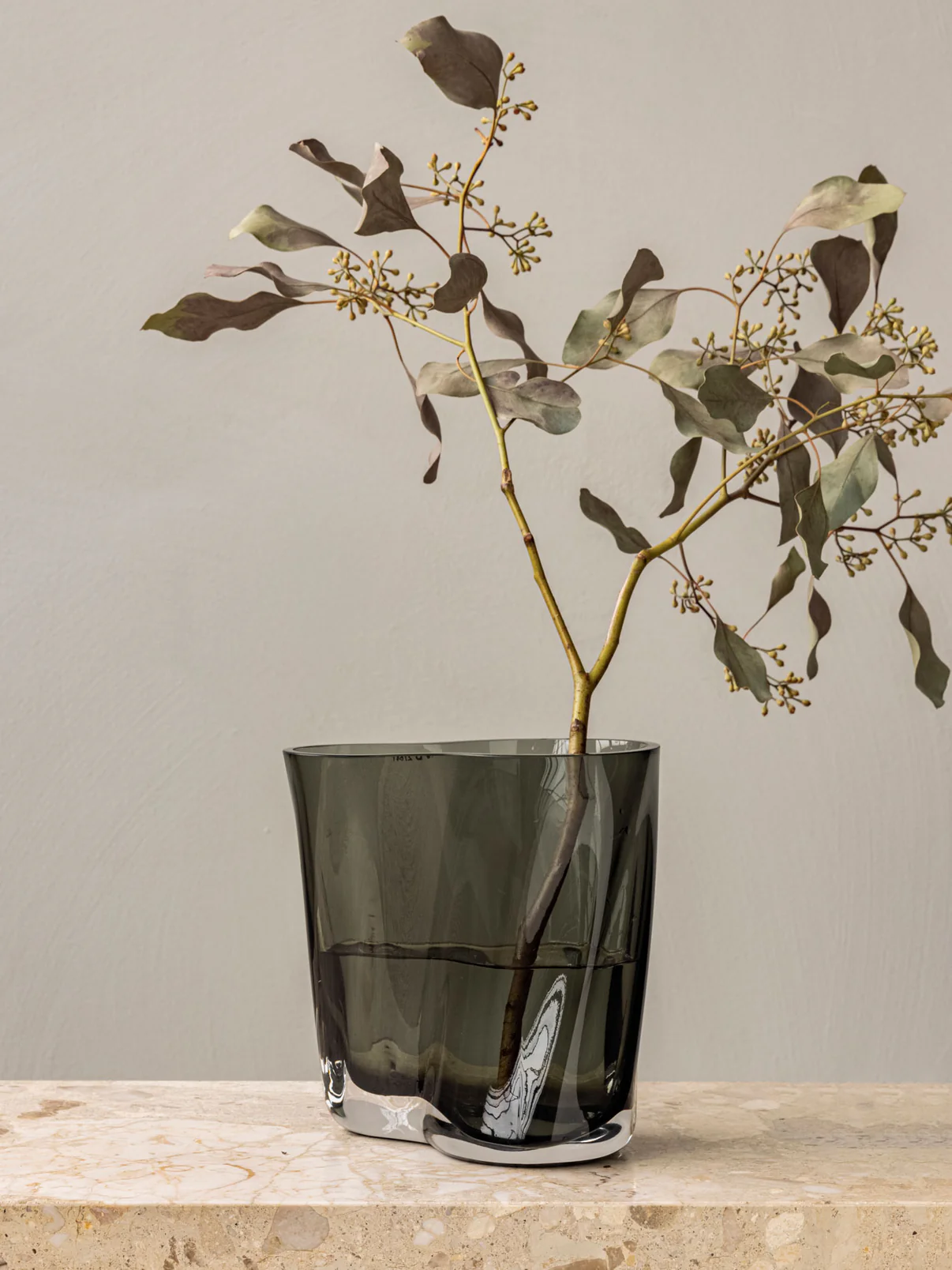 AER Medium Vase