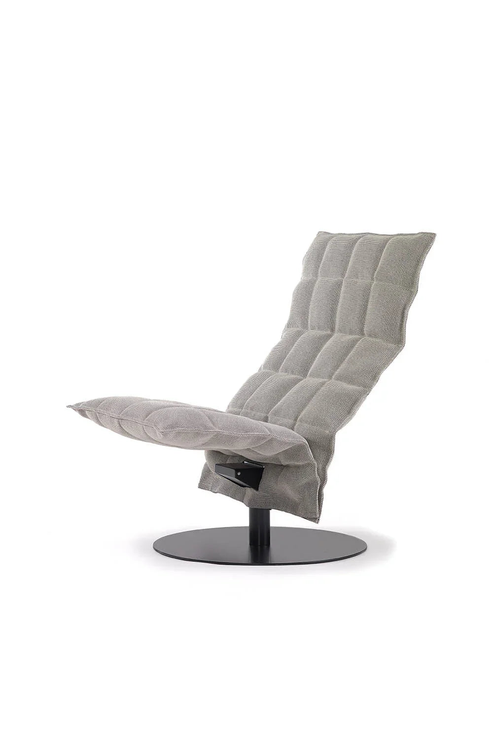 Narrow Swivel k chair with plate base