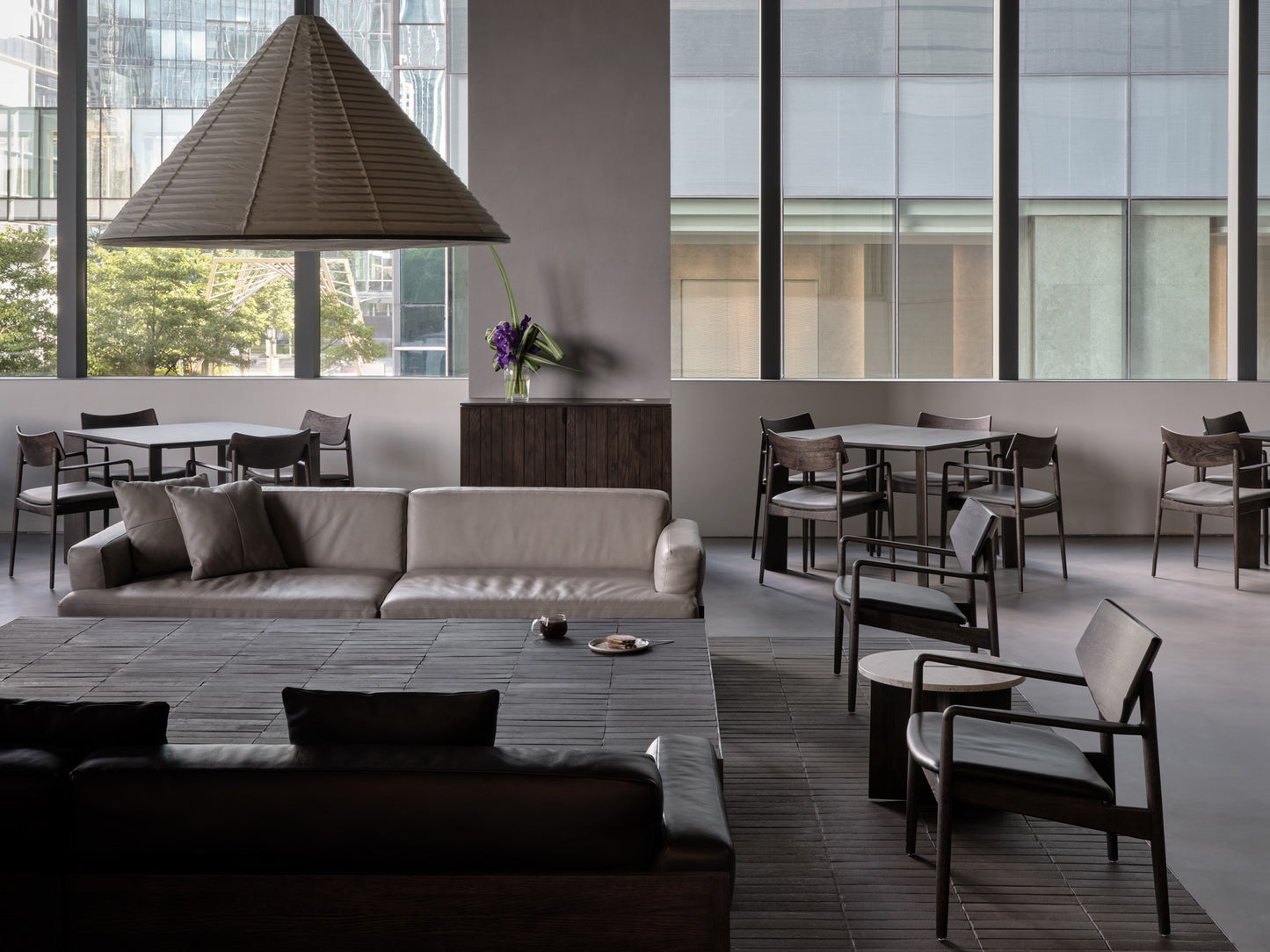 A–LC01 Lounge Chair