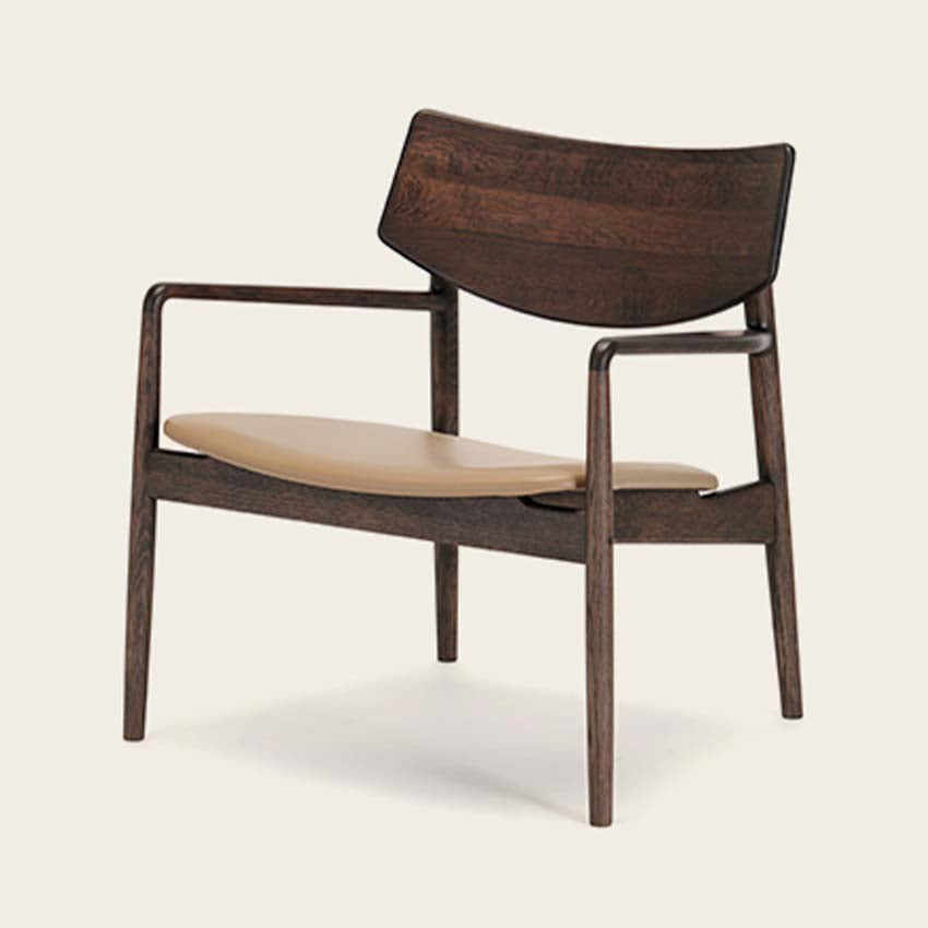 A–LC01 Lounge Chair