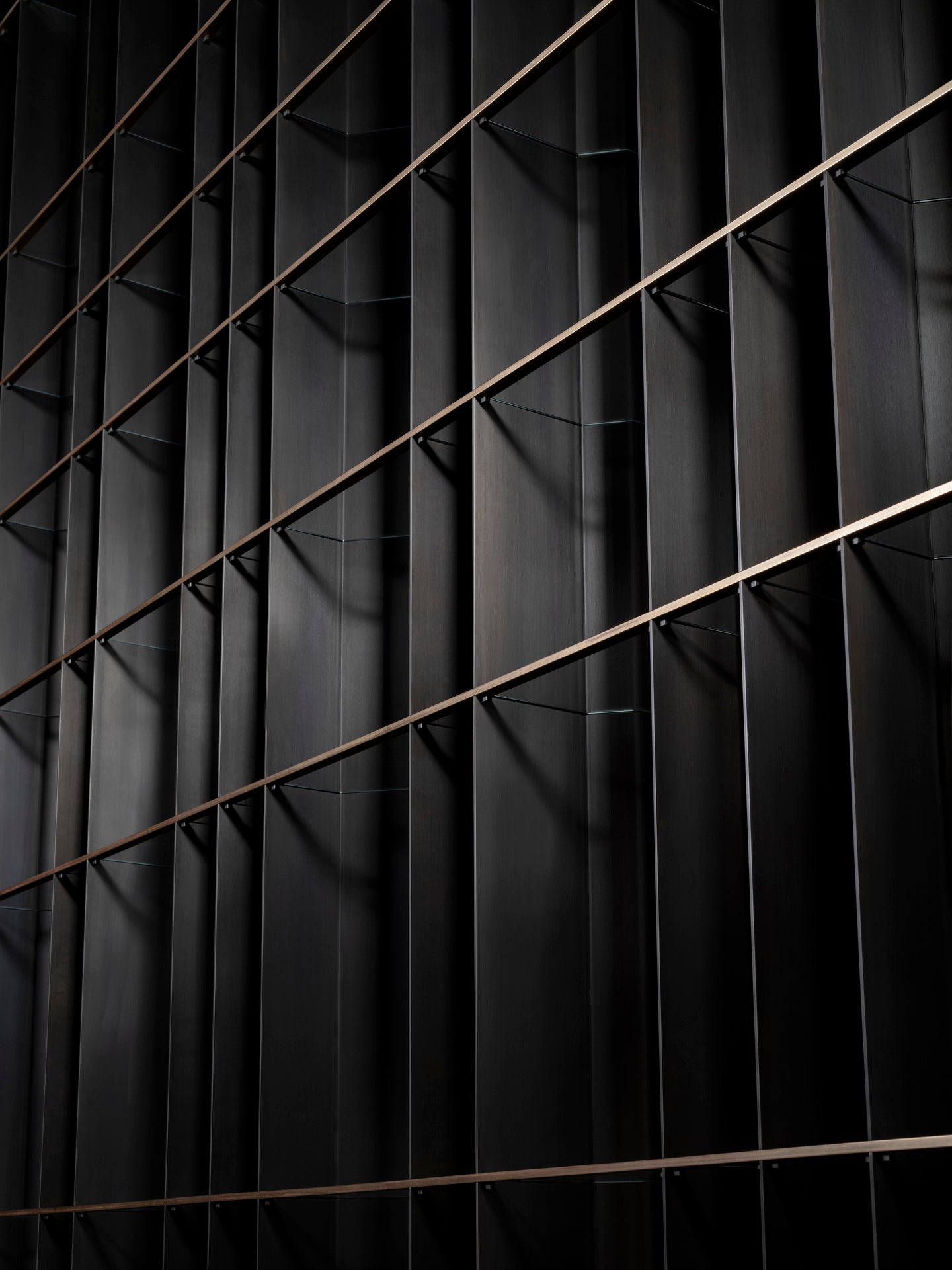 Diapason Bookshelf