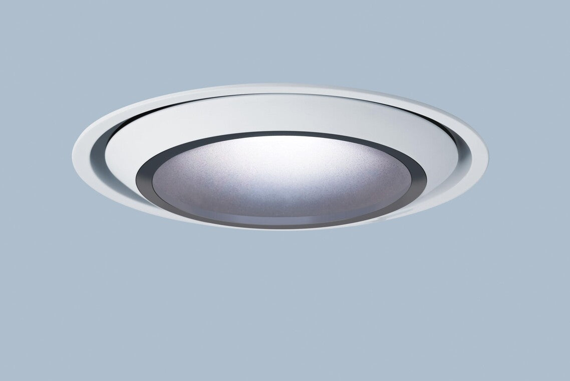 Più R Piano V Edge Spotlight