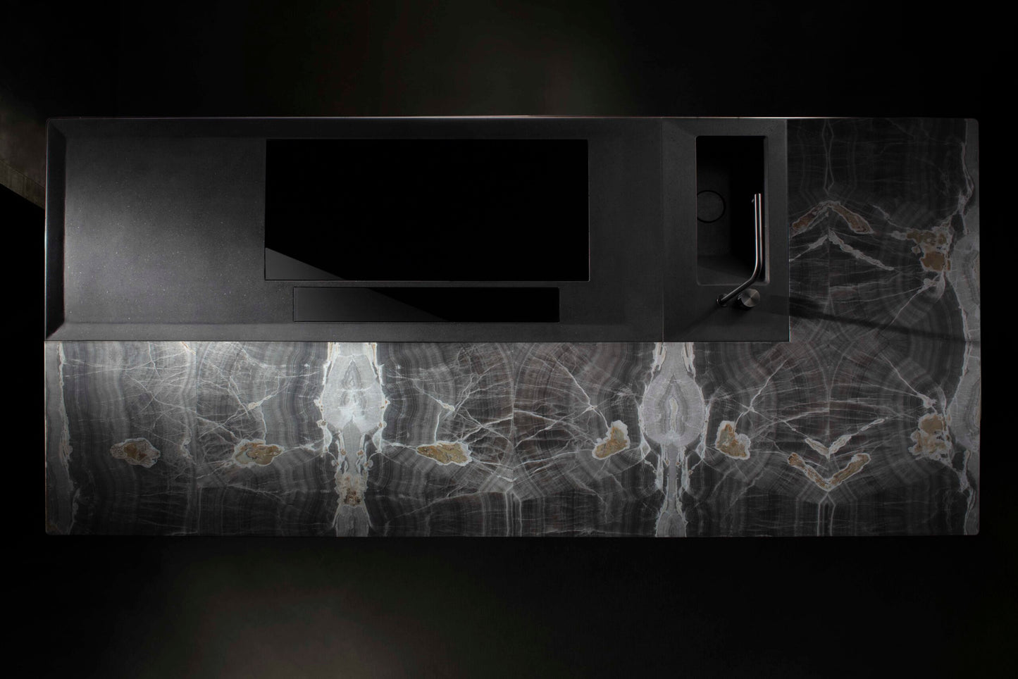 Oxygen Kitchen Island