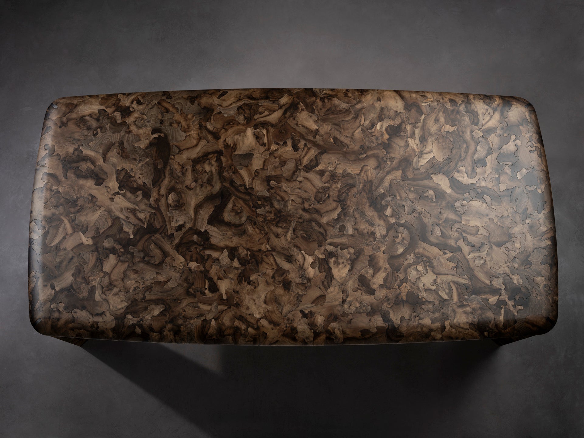 Grand Stand Dining Table