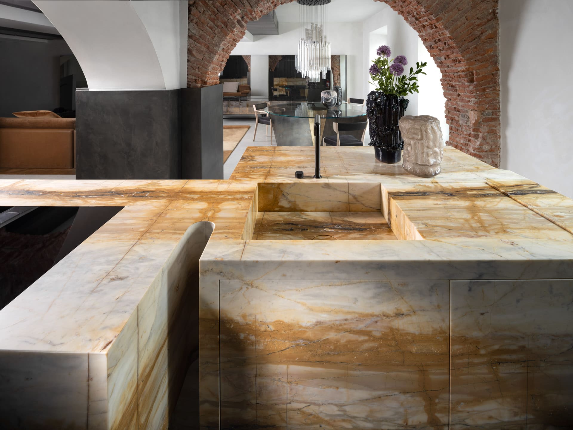 Opera Kitchen Island