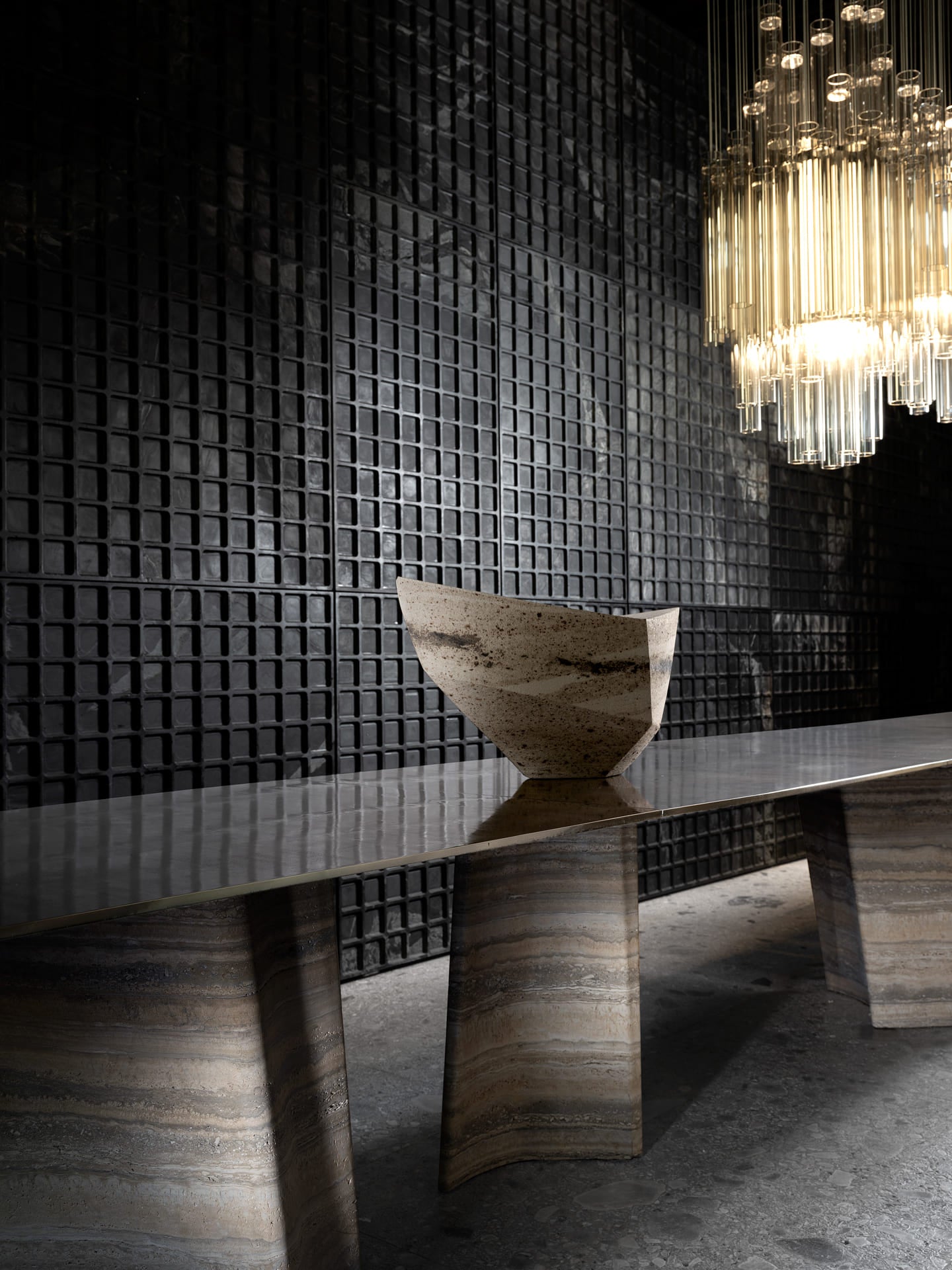 Sisma Dining Table