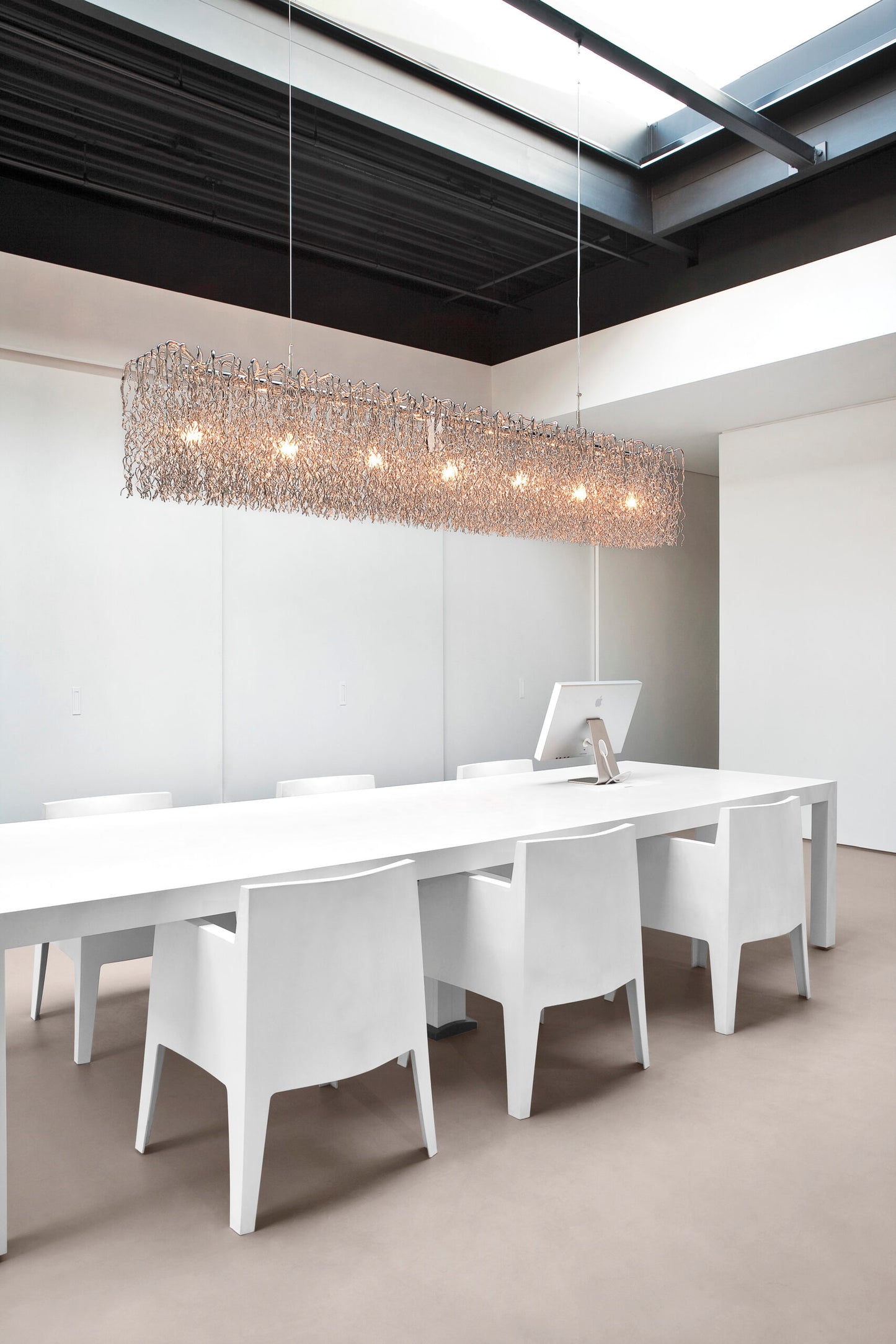Hollywood Hanging Lamp Long