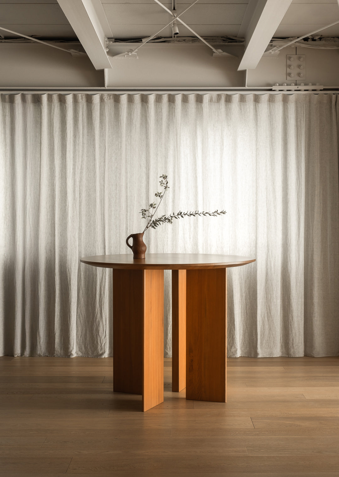 A-HT01 High Table