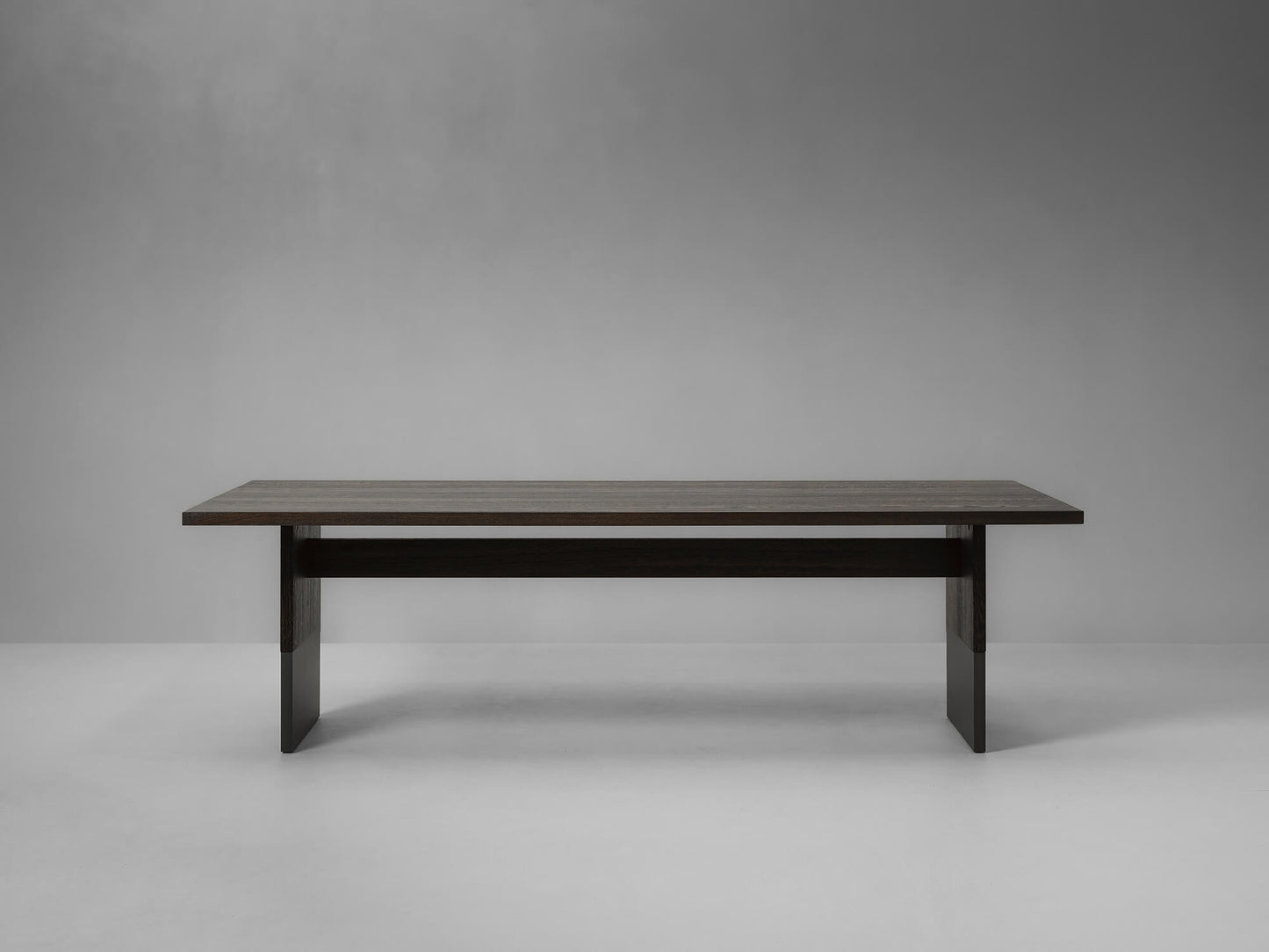 NOTA BENE ∙ DINING TABLE RECTANGULAR