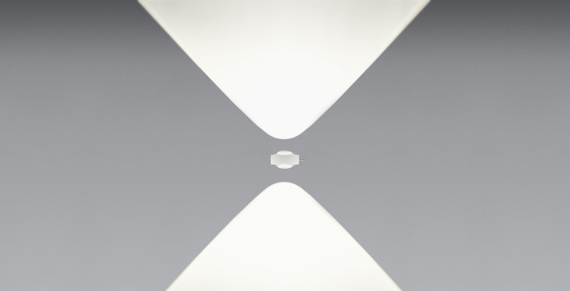 Sento Verticale Wall Light - Colors
