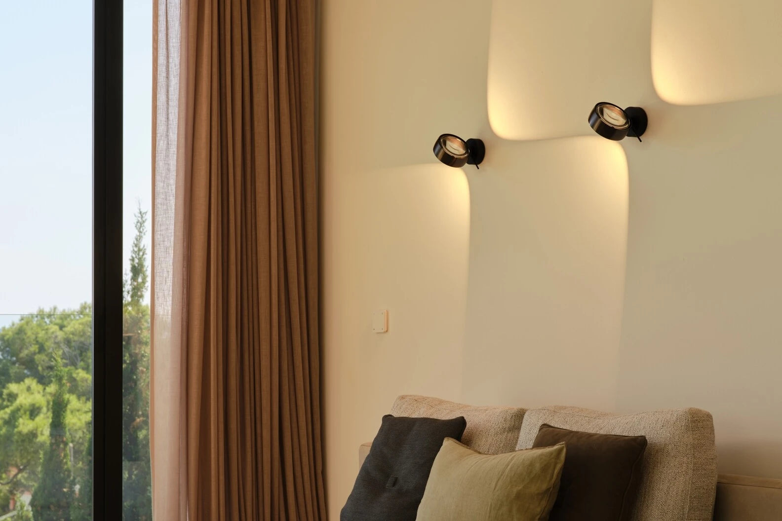 Sento Verticale Wall Light - Colors