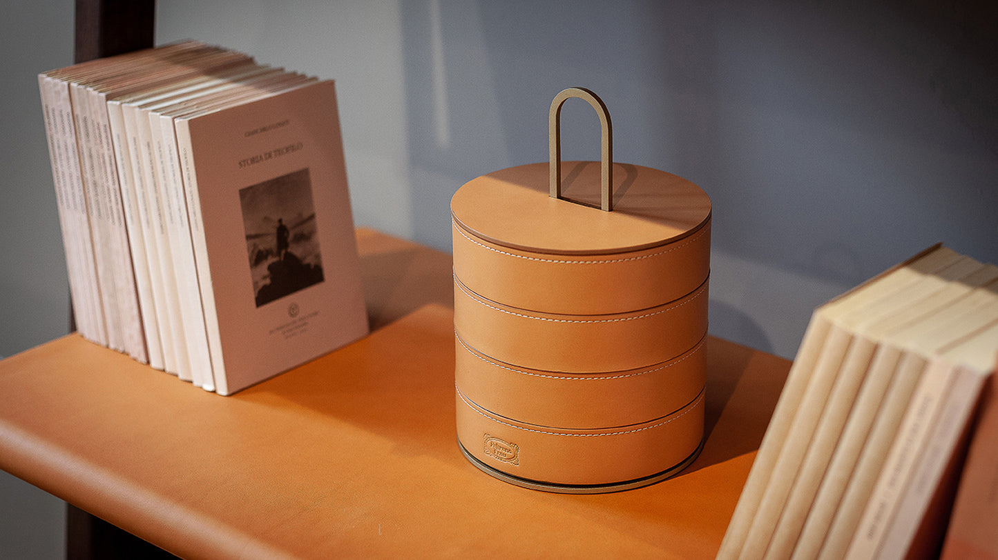 Zhuang Round Stackable Case