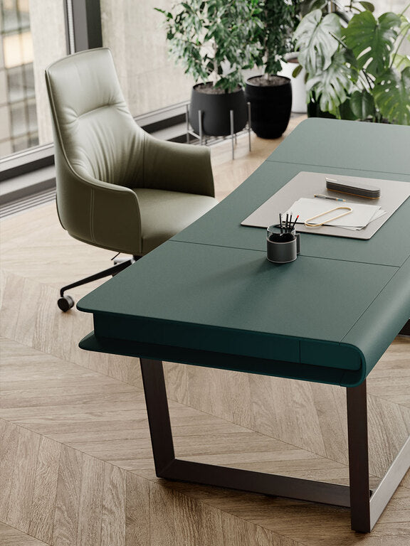 Archibald Task Managerial Chair