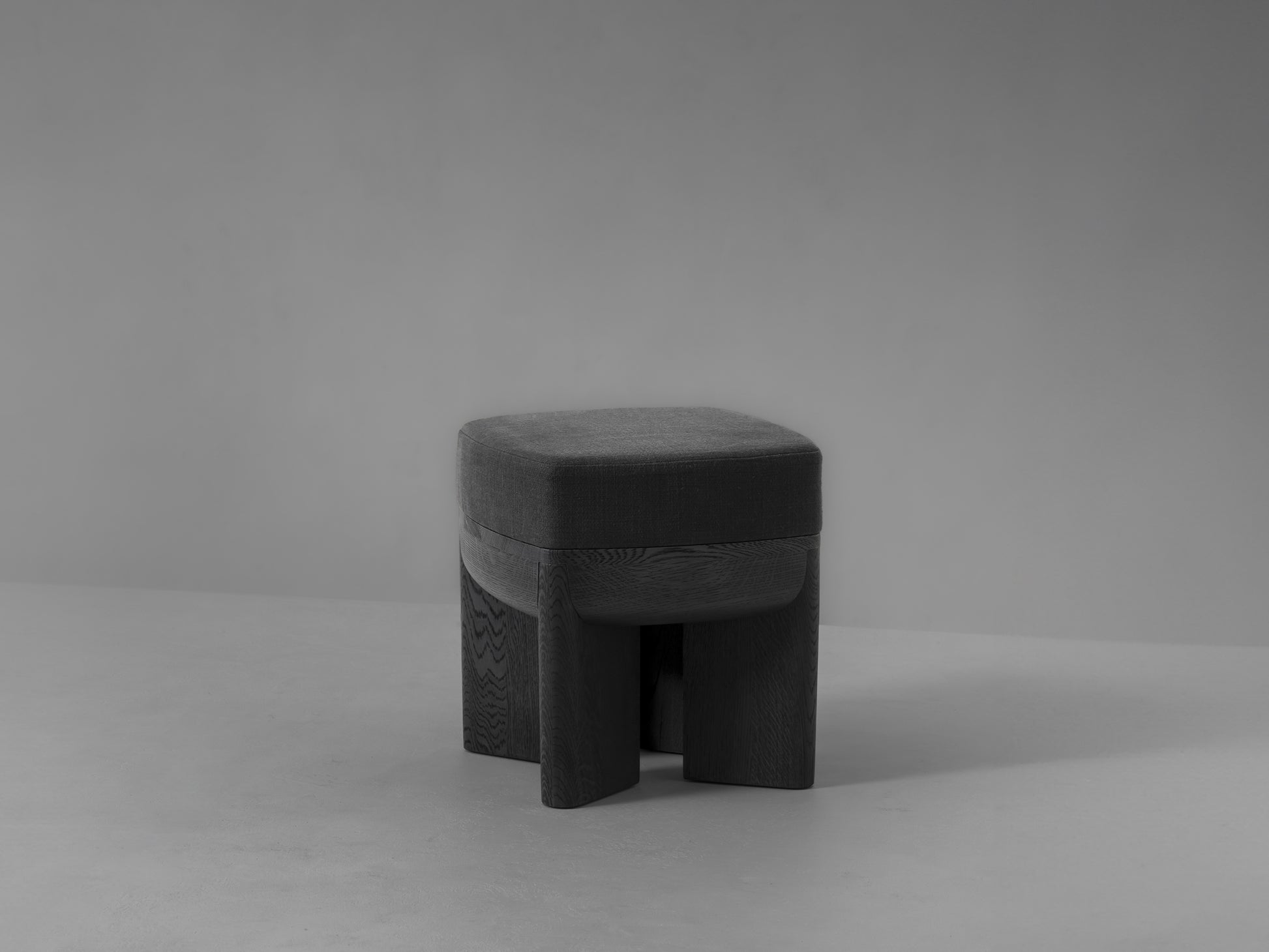 SYMBIOSIS ∙ STOOL