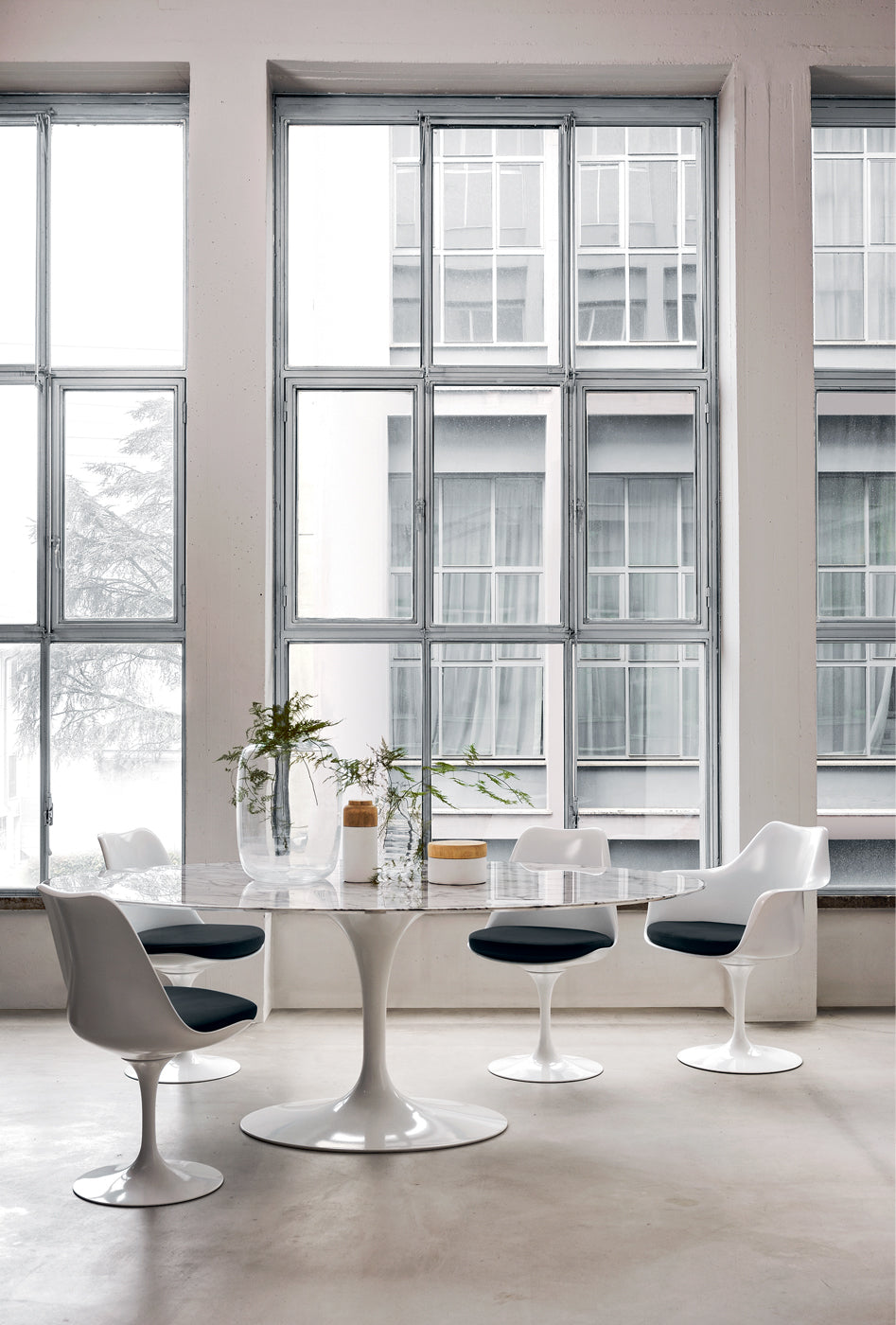Saarinen Tulip Armchair