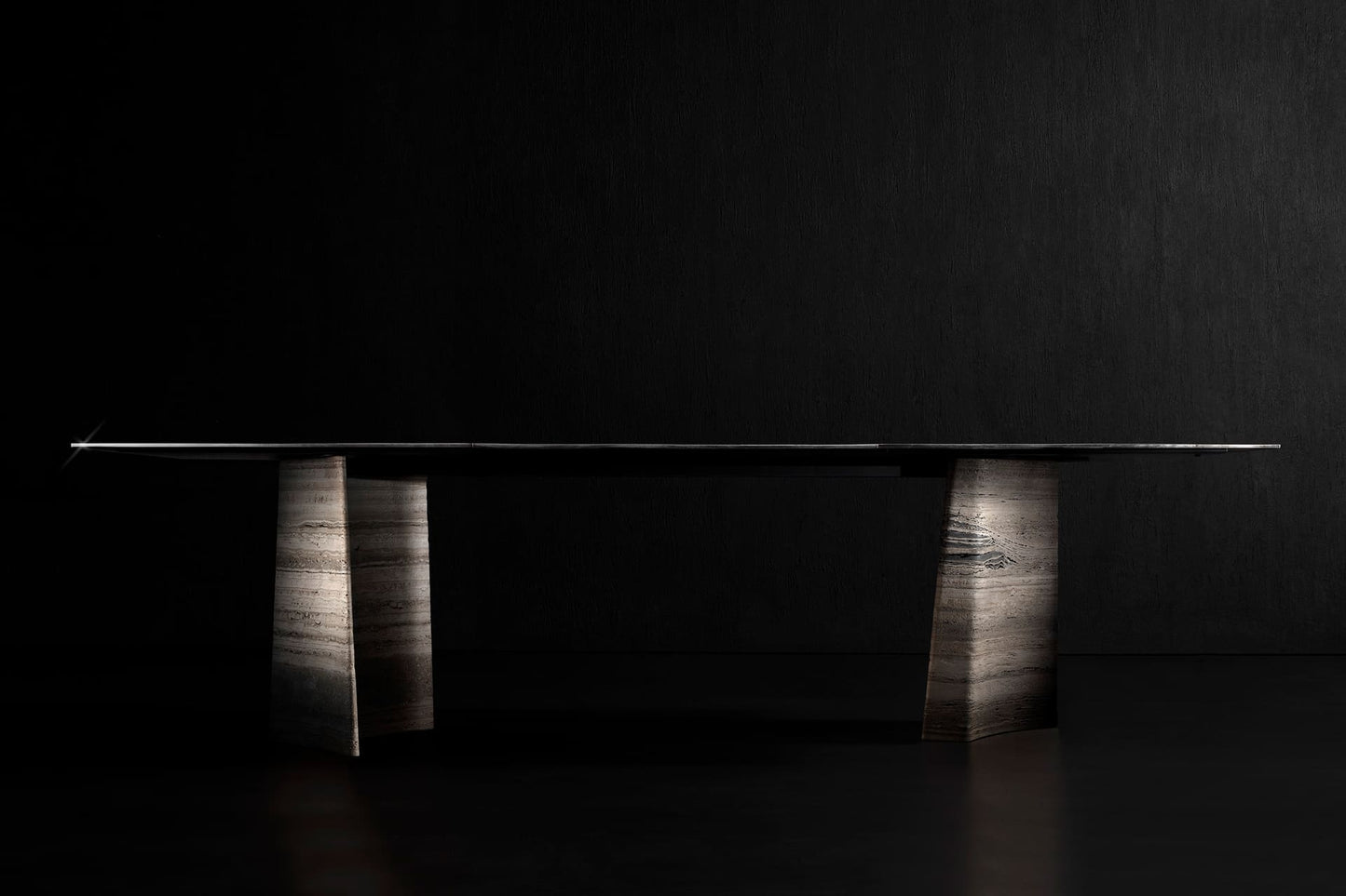 Sisma Dining Table