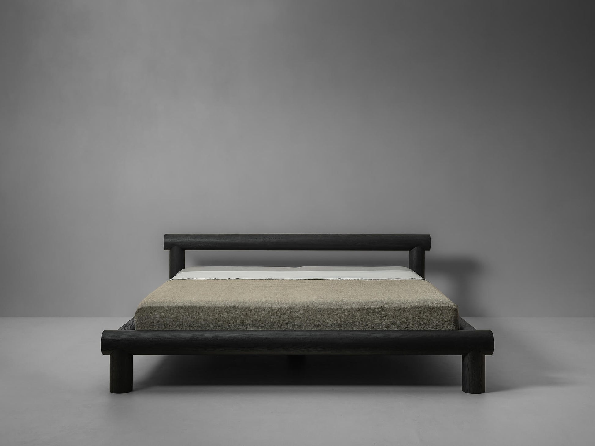 T-PIPER ∙ BED