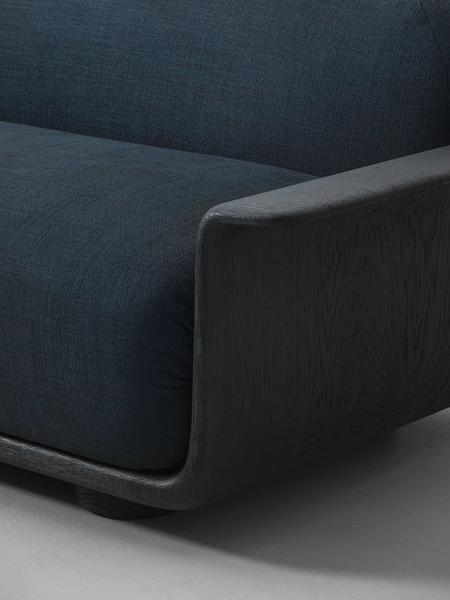 TENERE ∙ SOFA WITH ARMREST
