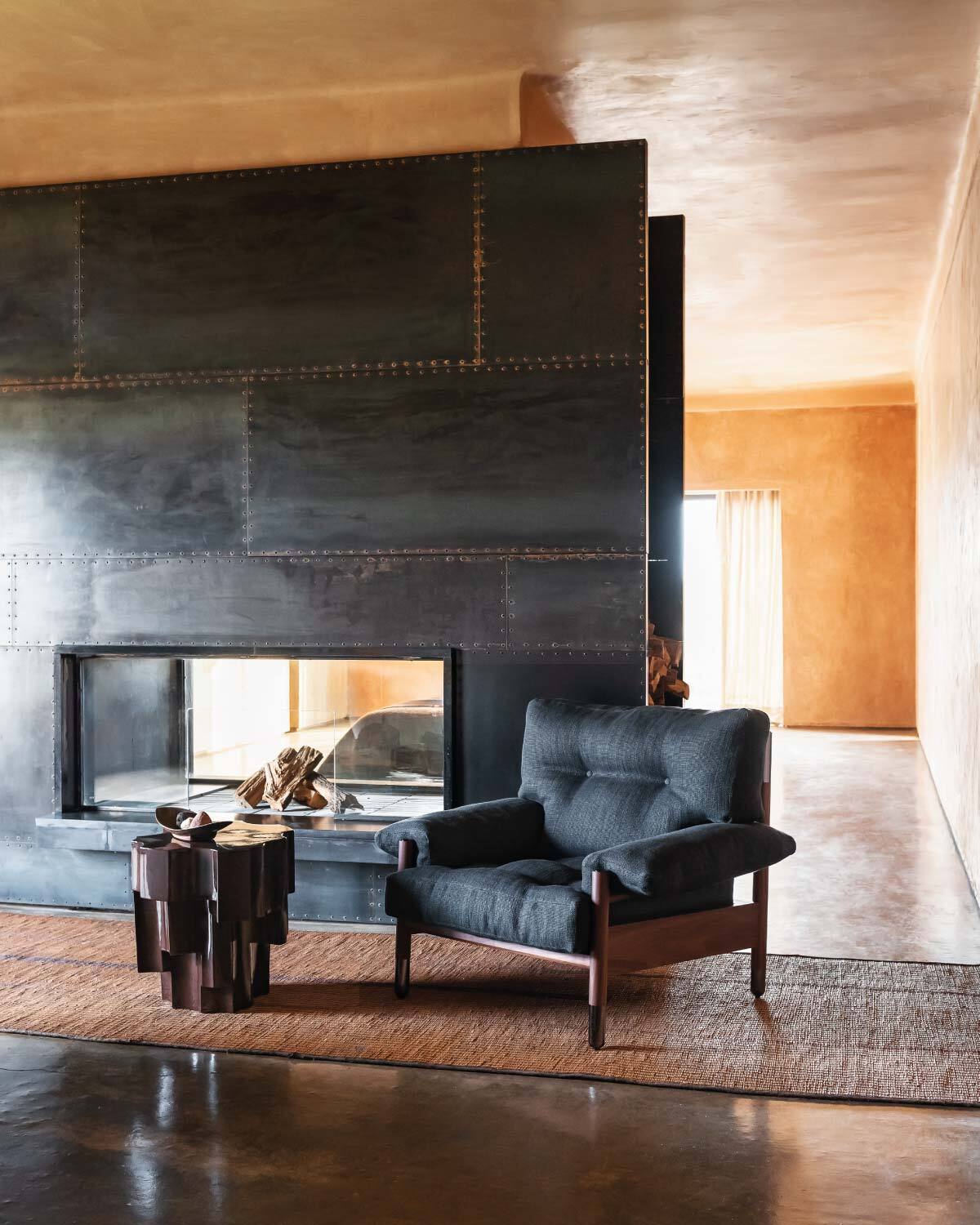 Sella Armchair