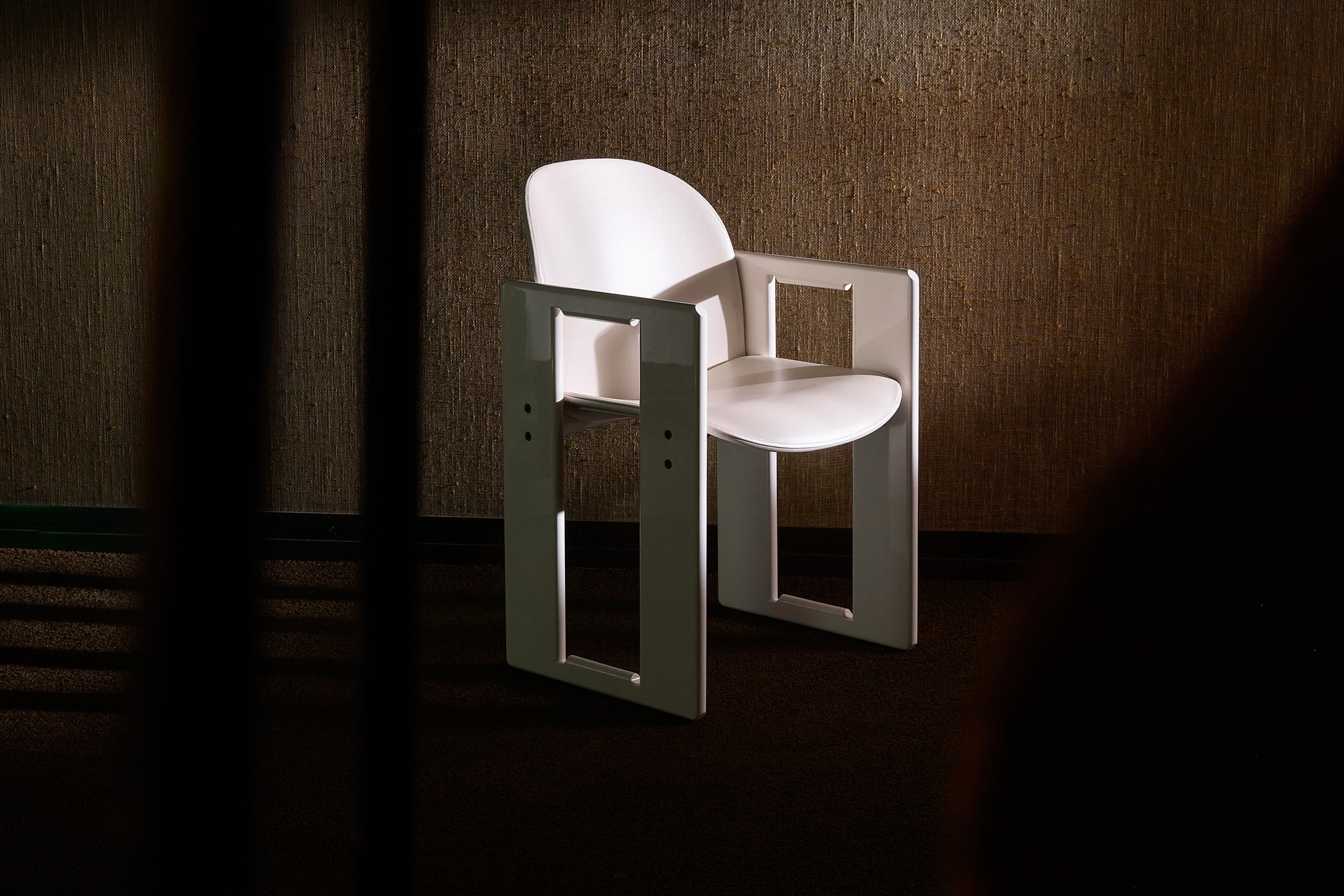 Dialogo Dining Chair