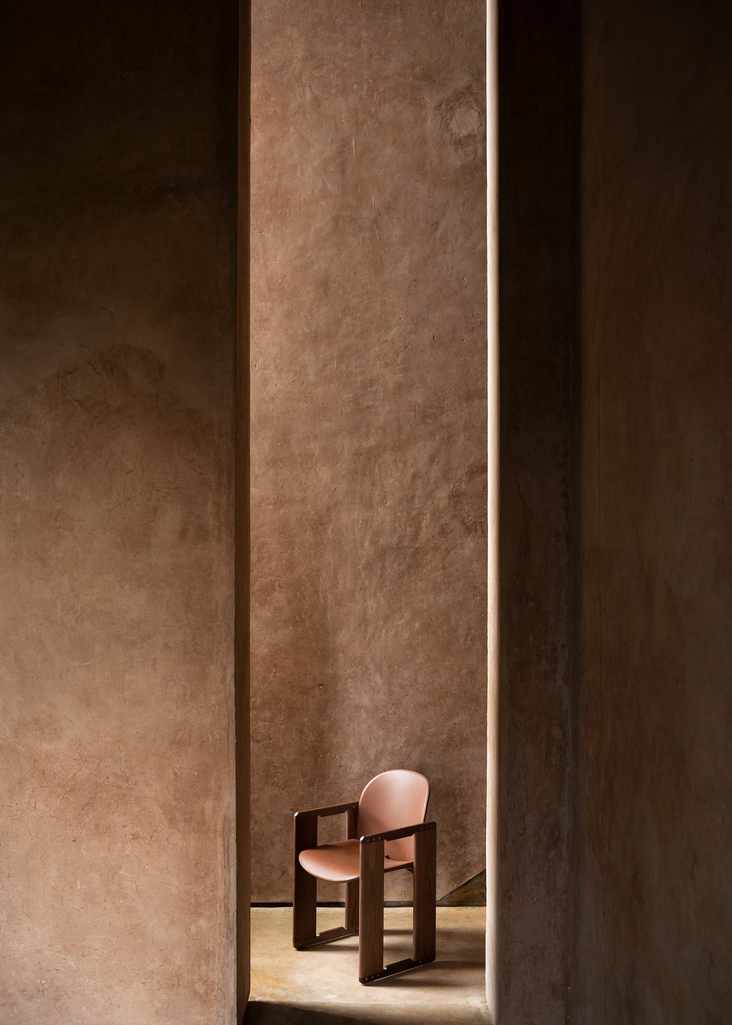 Dialogo Dining Chair
