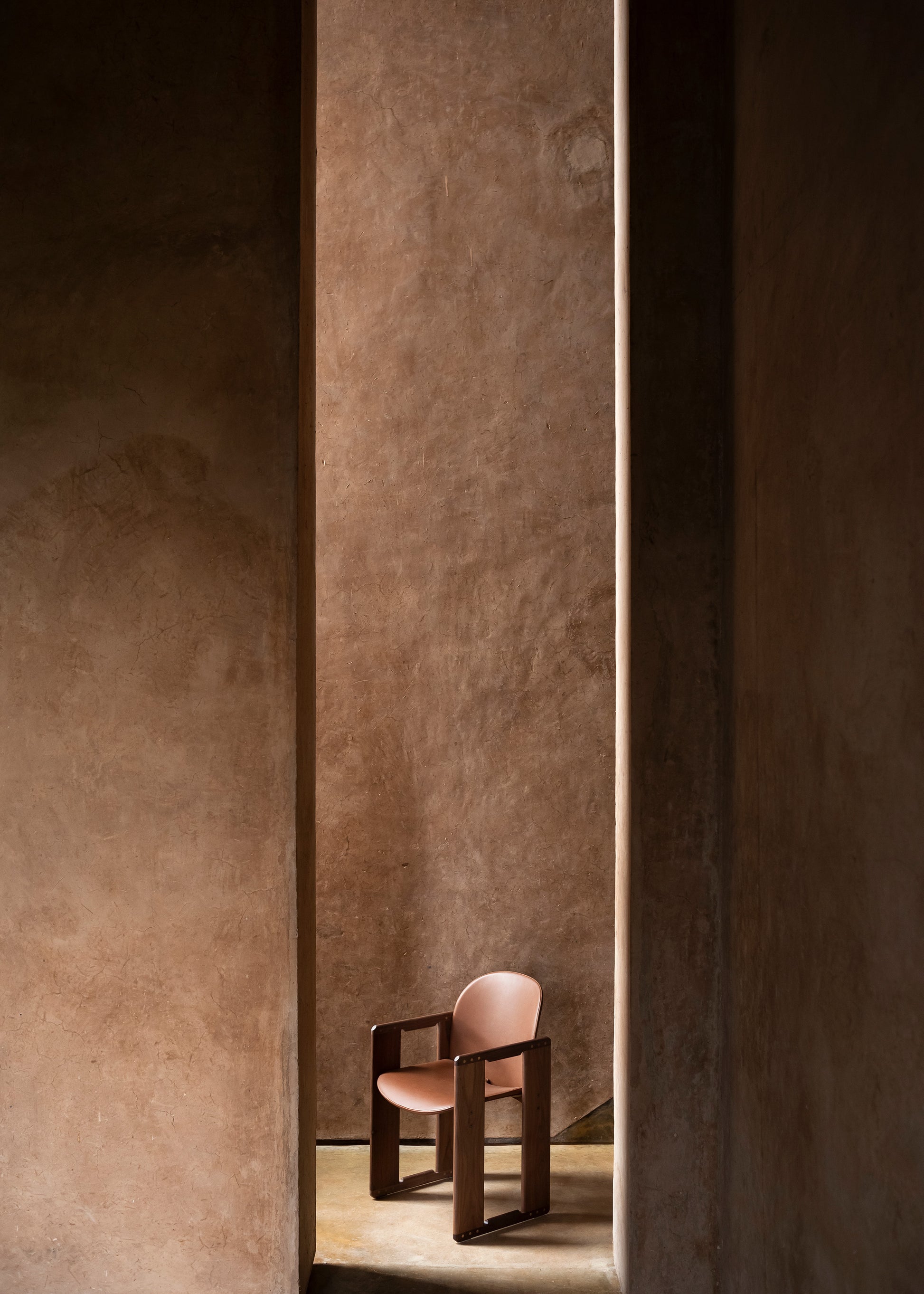 Dialogo Dining Chair