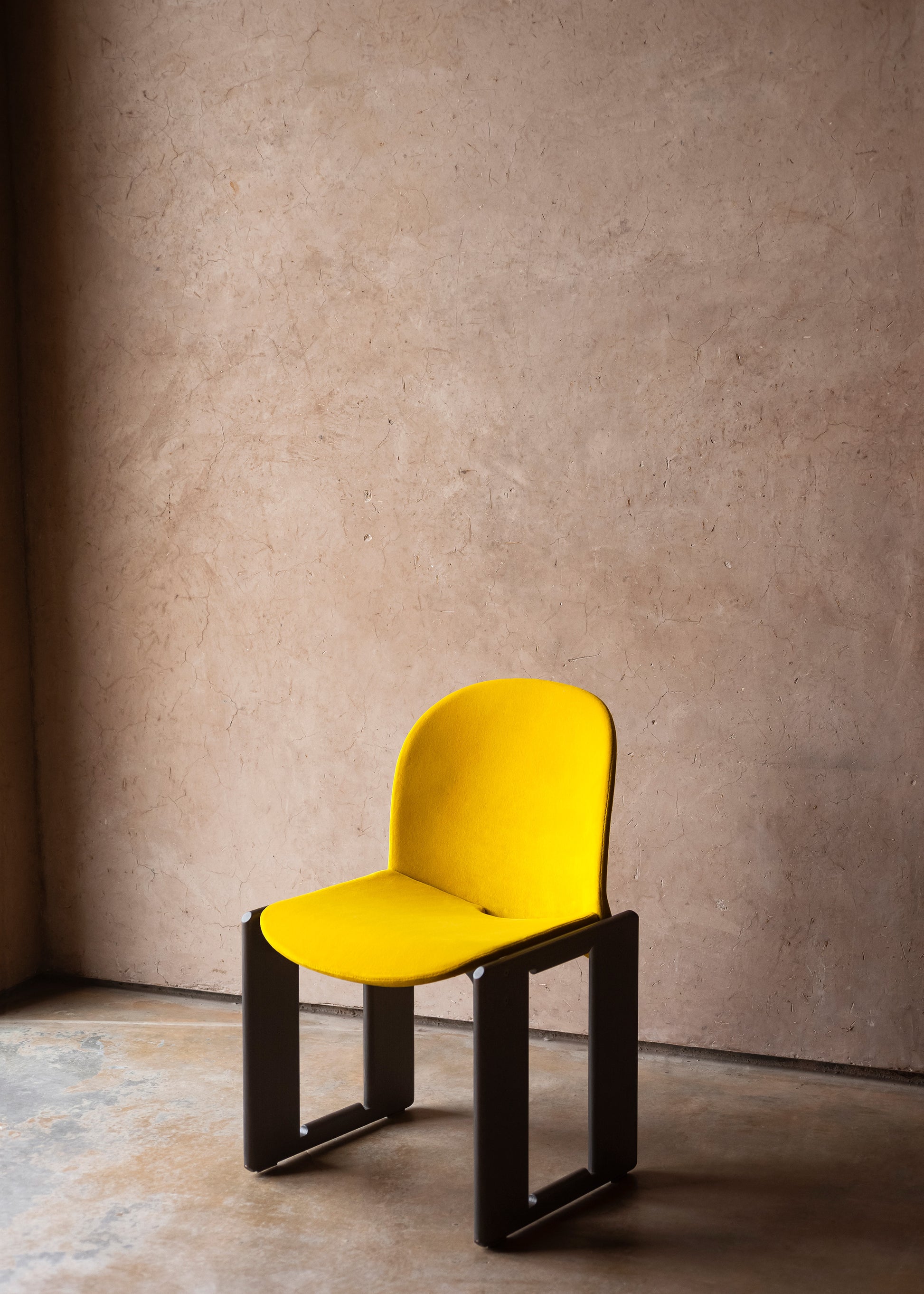 Dialogo Dining Chair