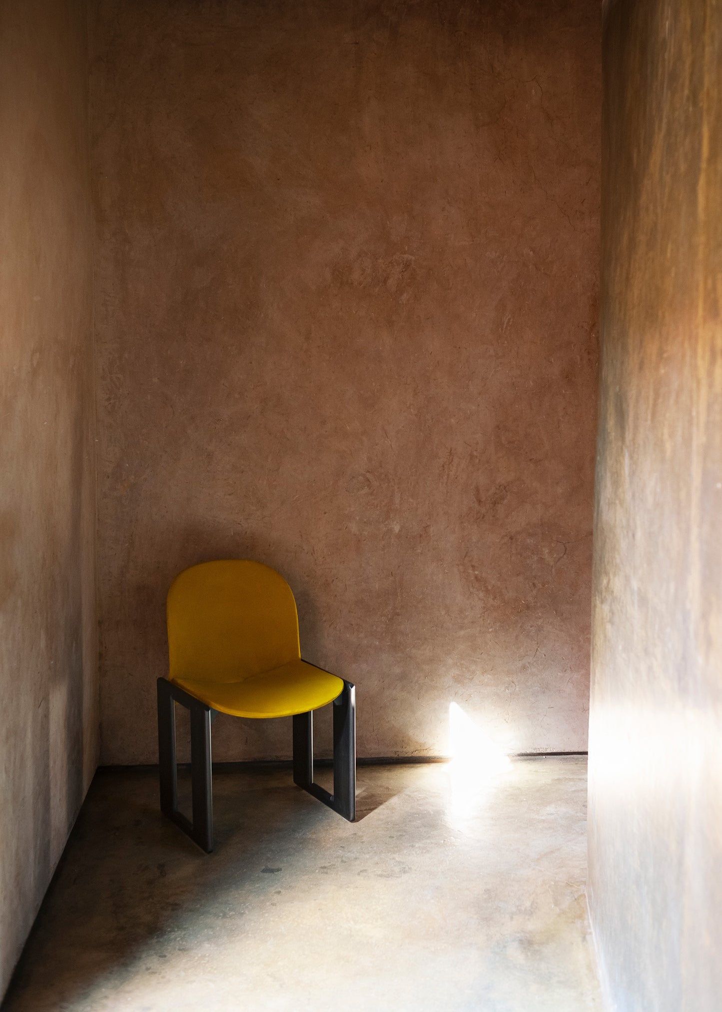 Dialogo Dining Chair
