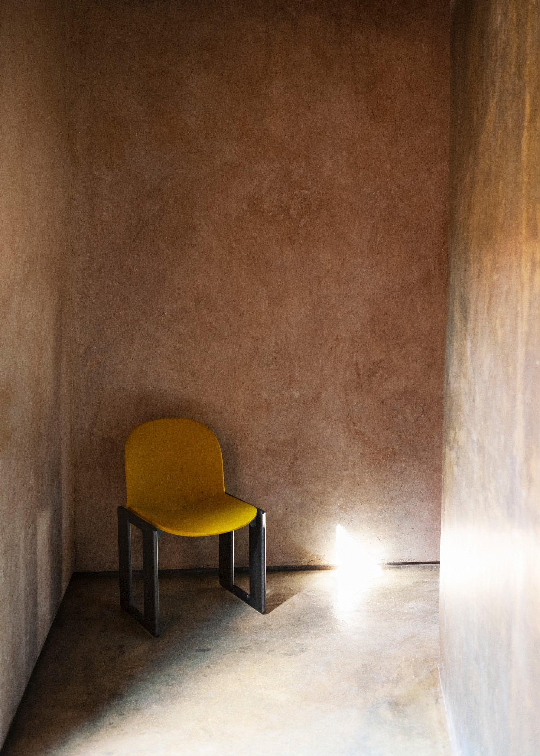 Dialogo Dining Chair